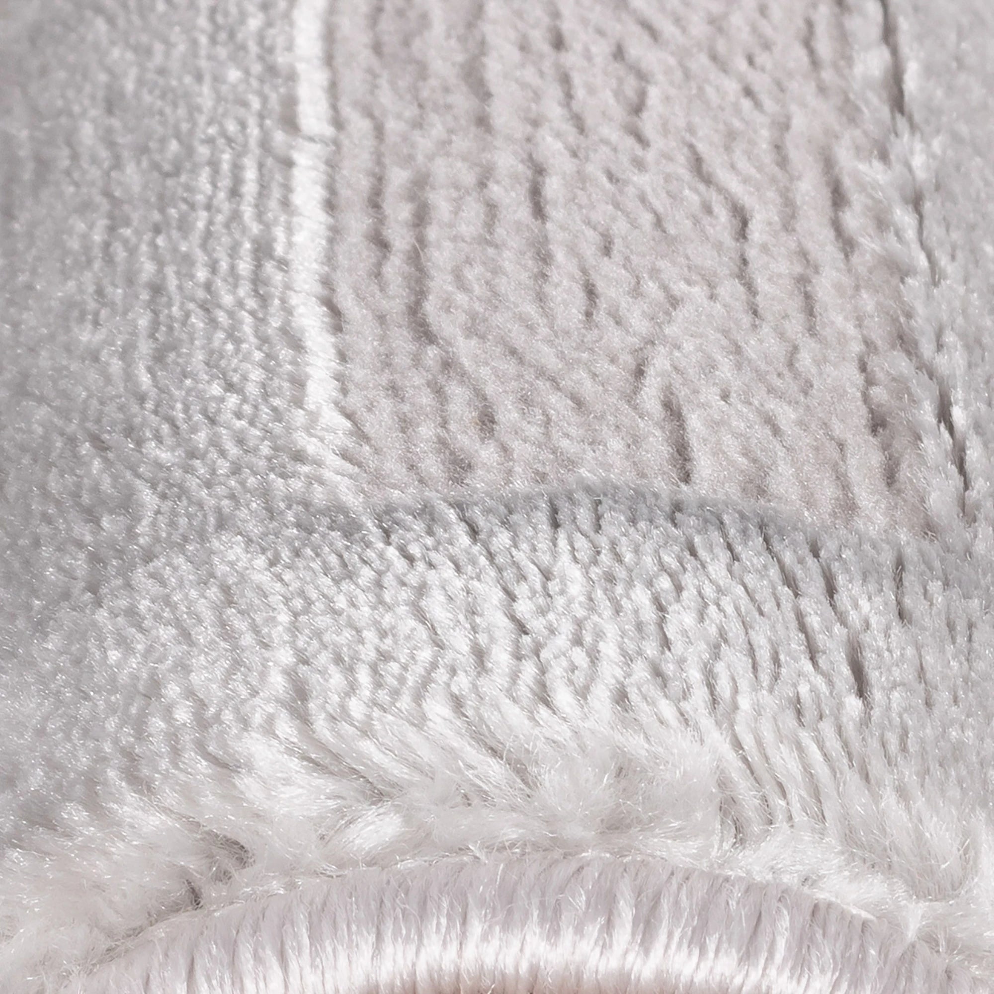 Modern Maze Textured Rug | Silver