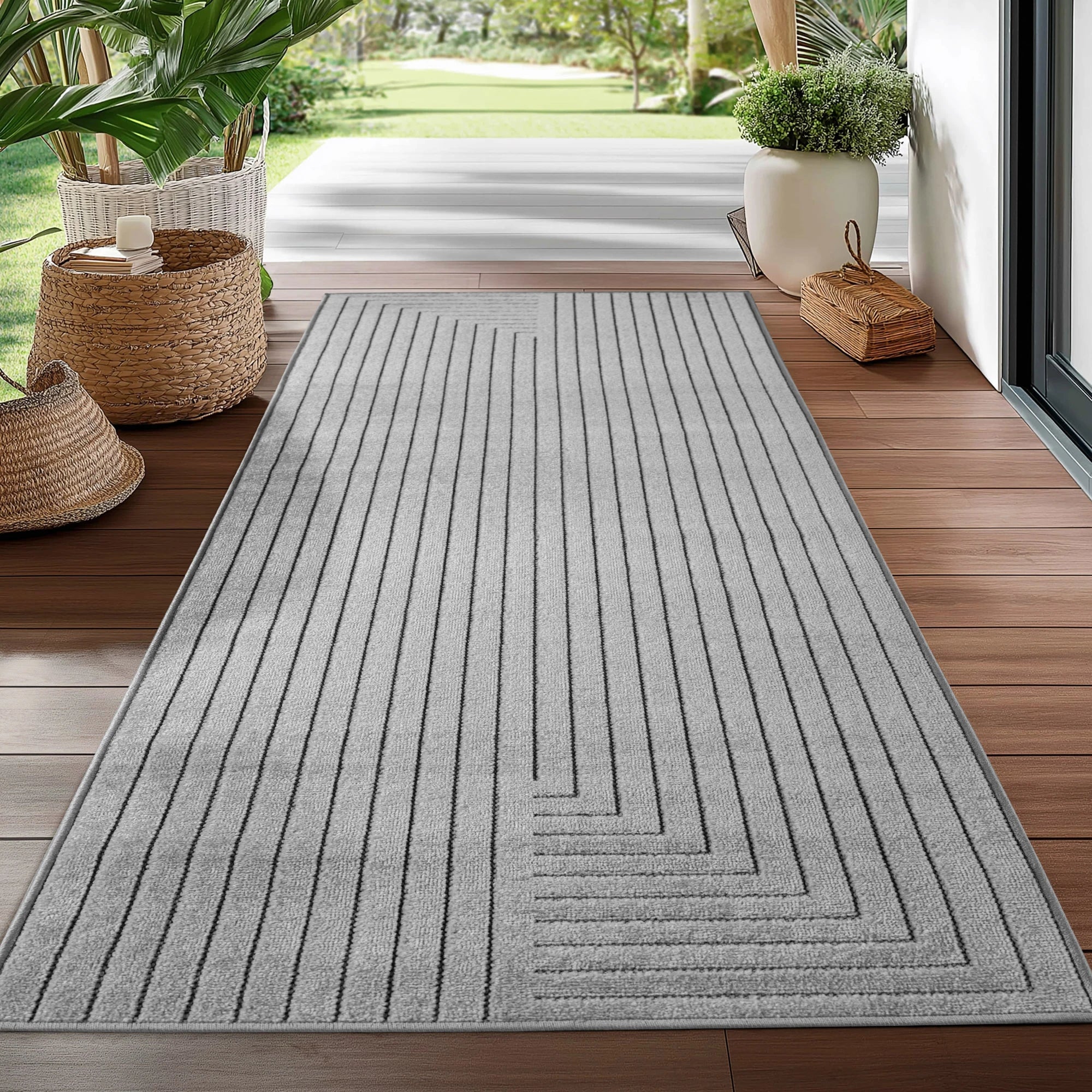 Scandinavian Design Geometric Rug | Silver