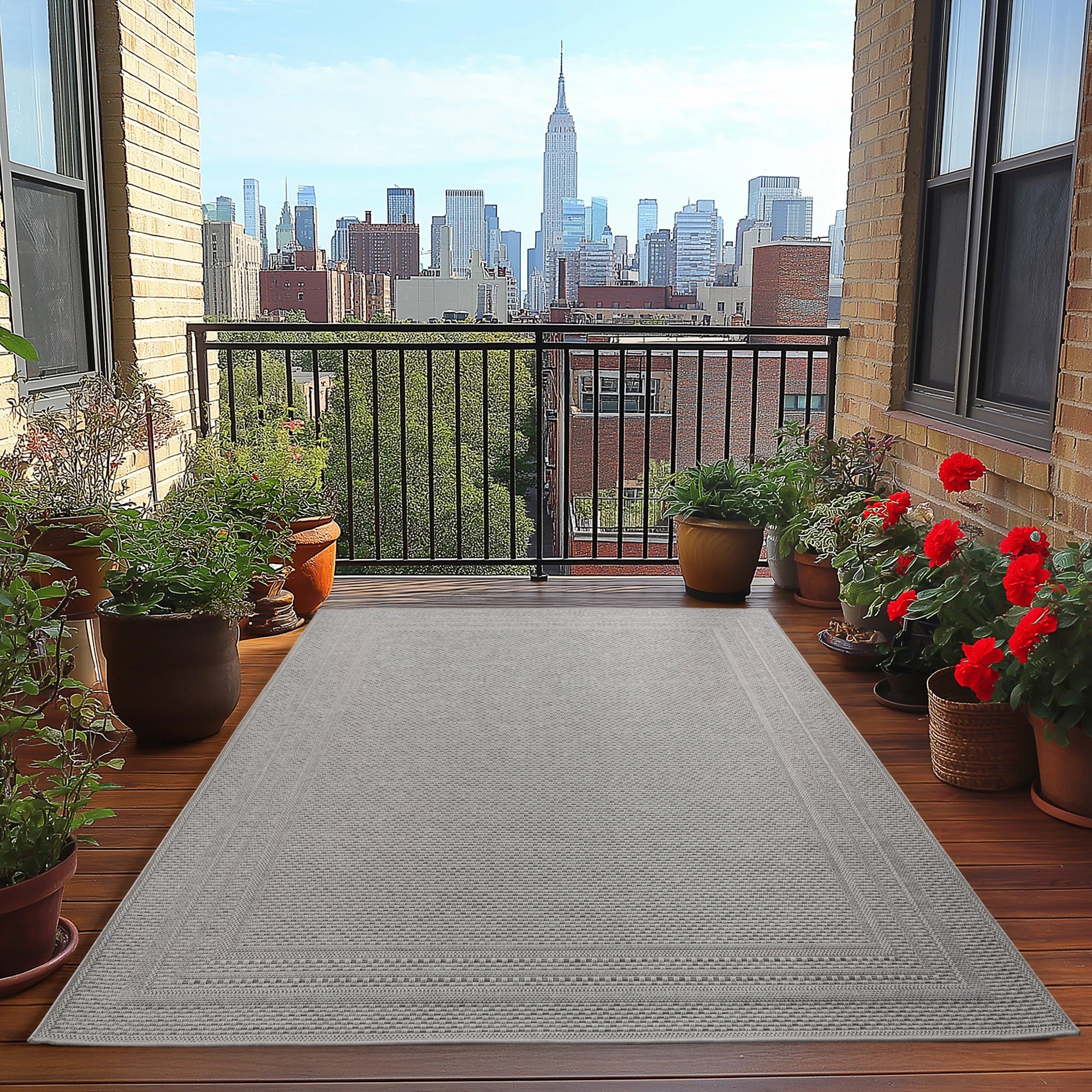 Solid Texture Double Border Patio Rug | Gray
