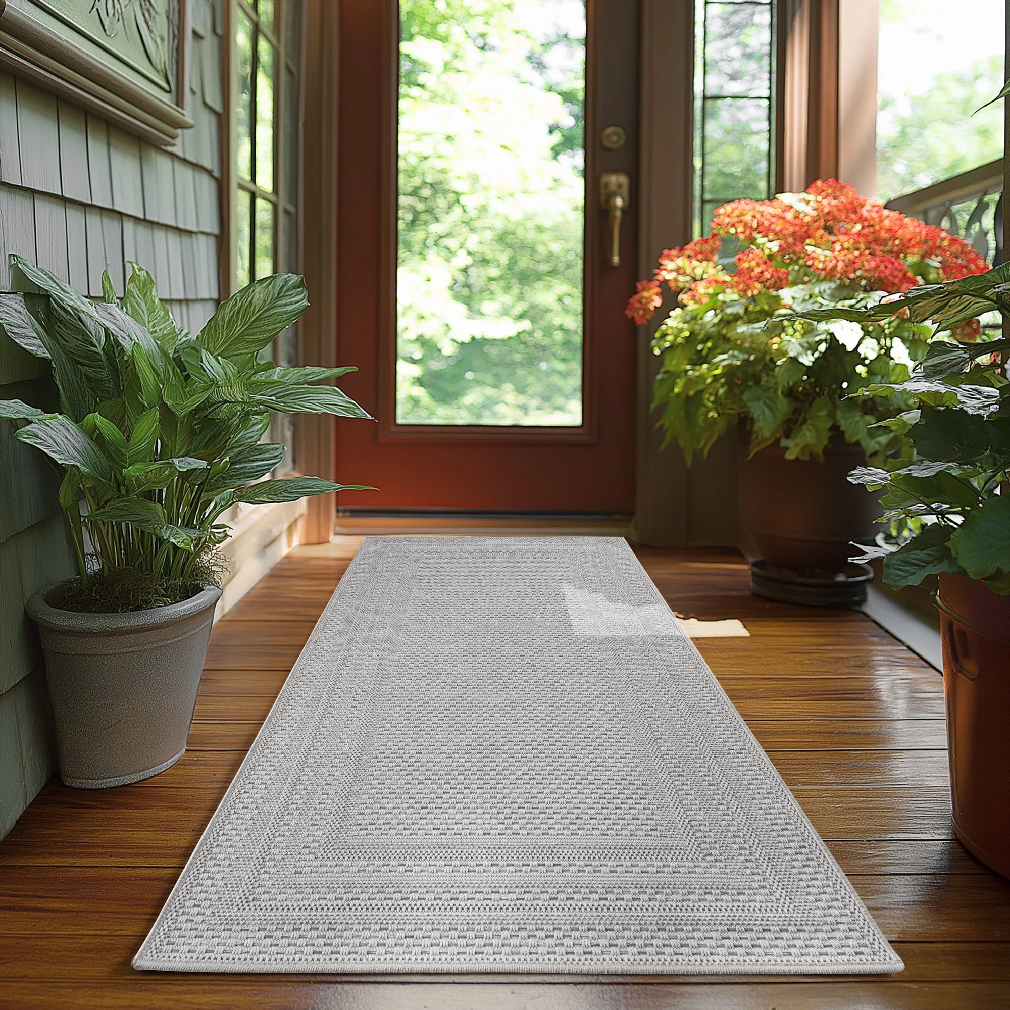 Solid Texture Double Border Patio Rug | Gray