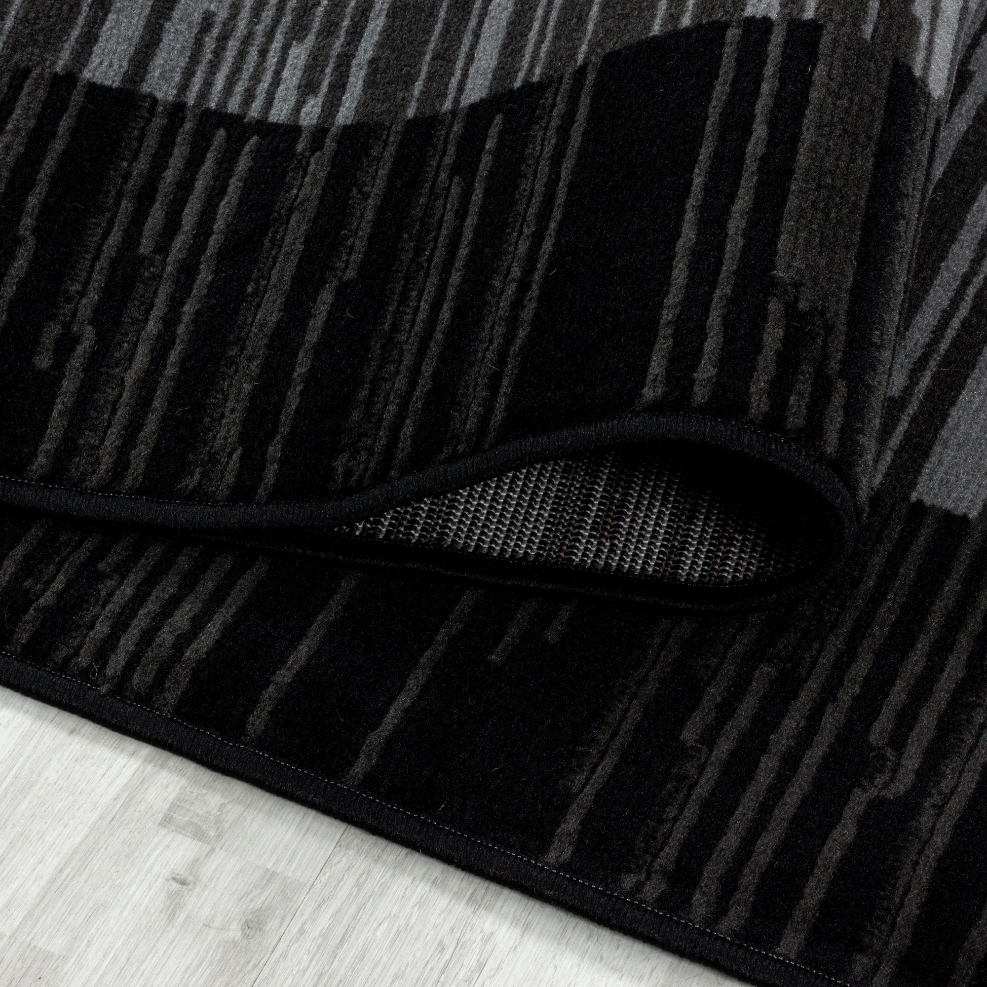 Abstract Stripe Border Rug | Black