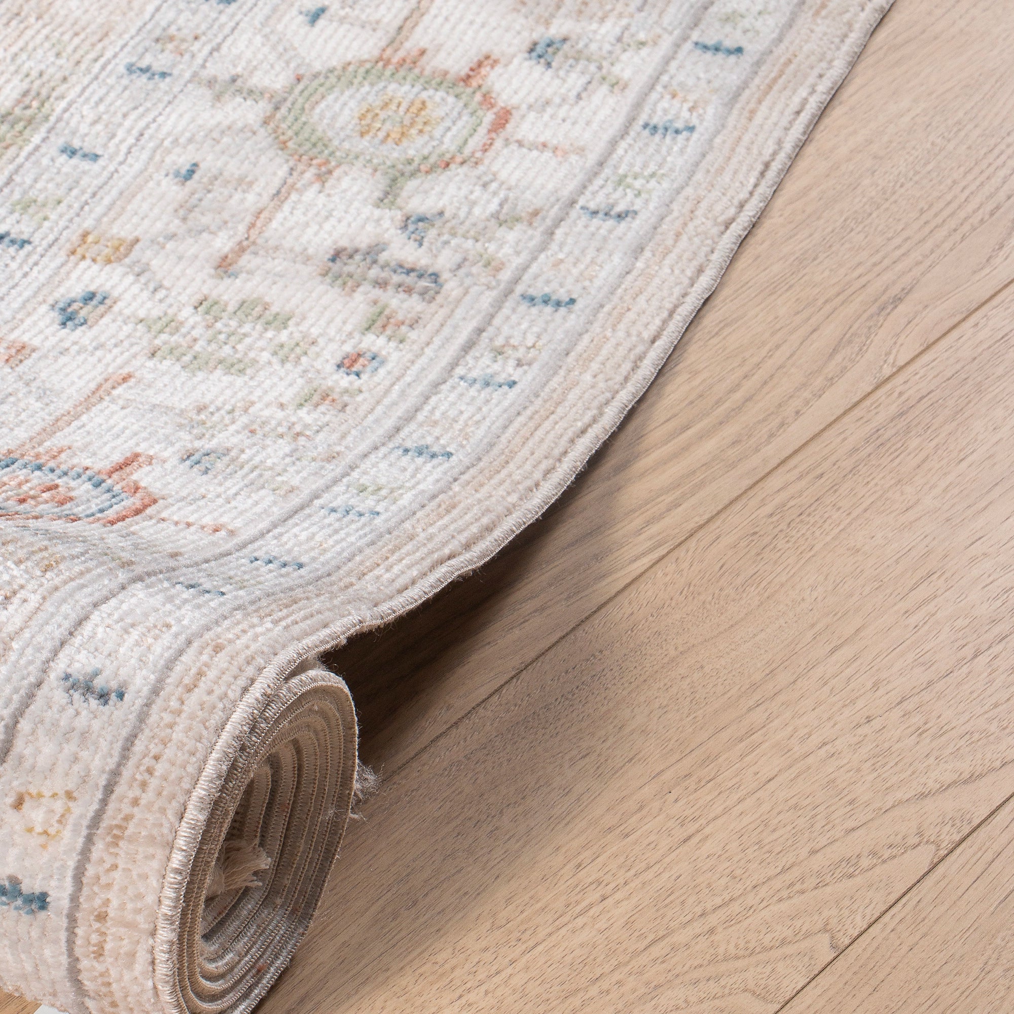 Ivory Harmony Vintage Medallion Rug