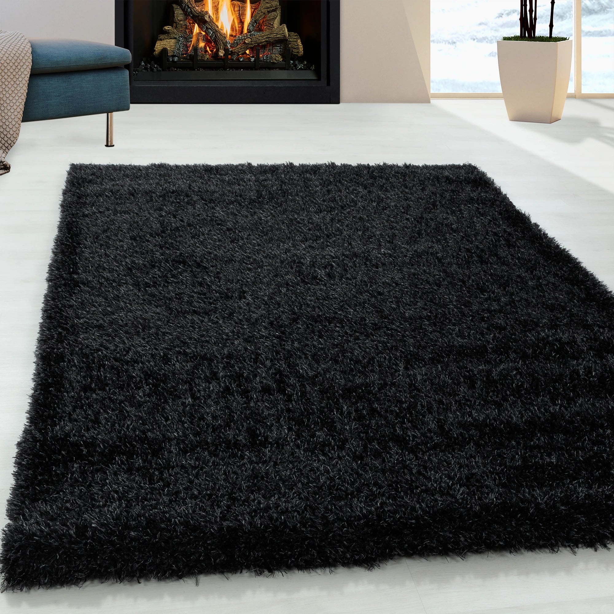 Plain Color Chic Shaggy Rug | Black