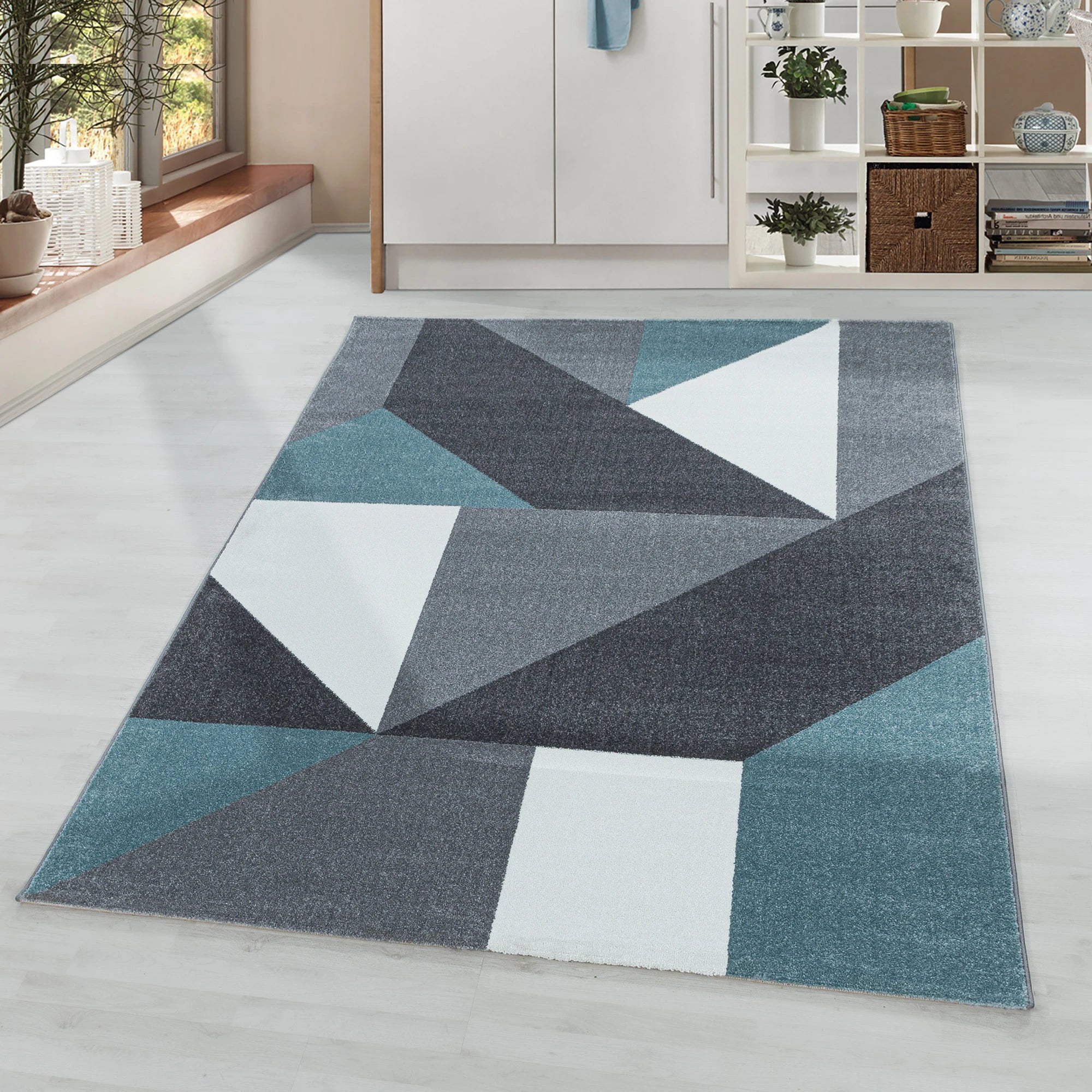 Modern Geometric Triangle Patchwork Area Rug | Blue