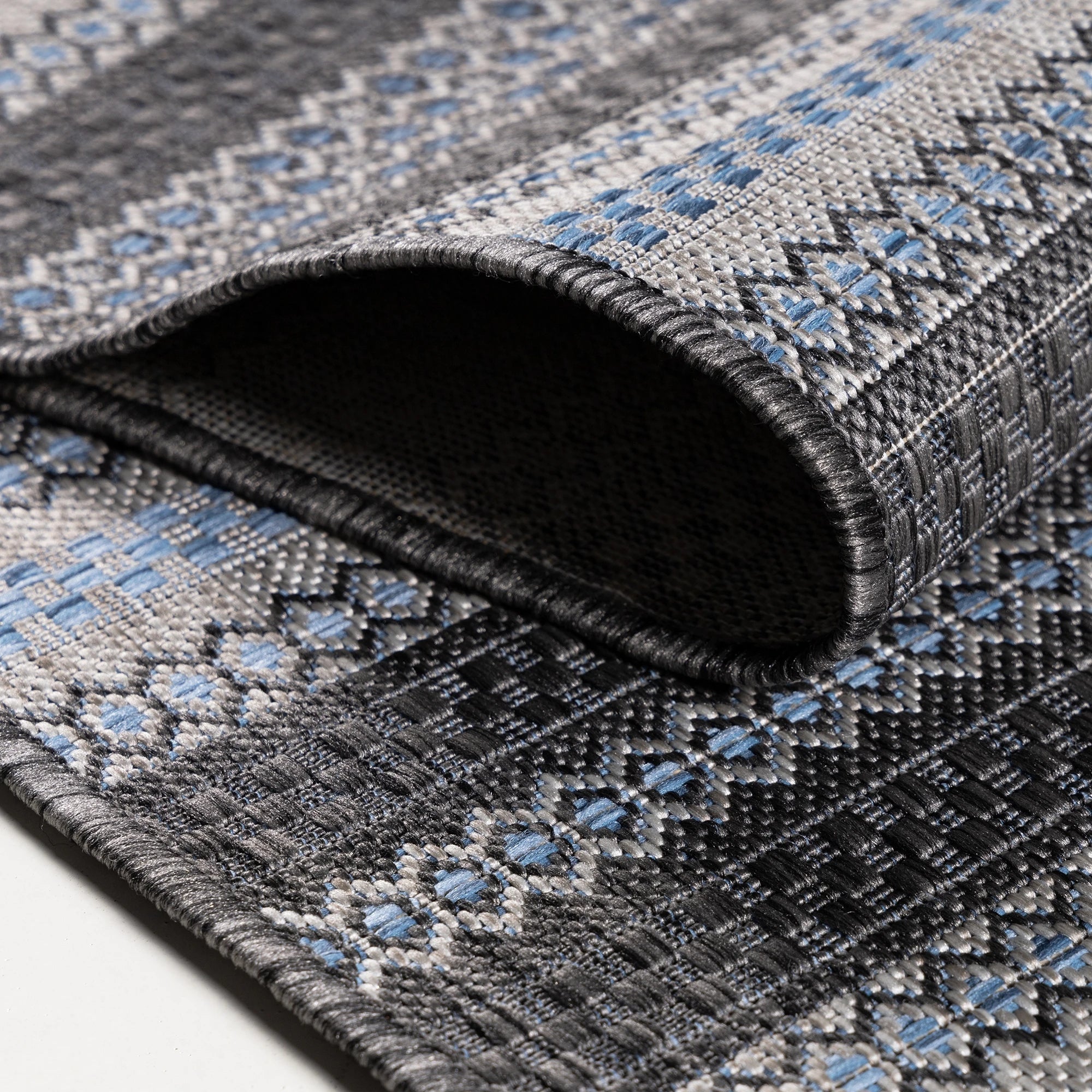 Vintage Stylish Contemporary Rug | Black