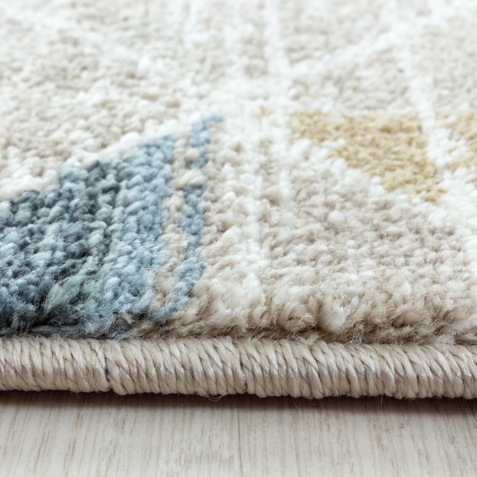 Triangle Vintage Modern Rug | Multi