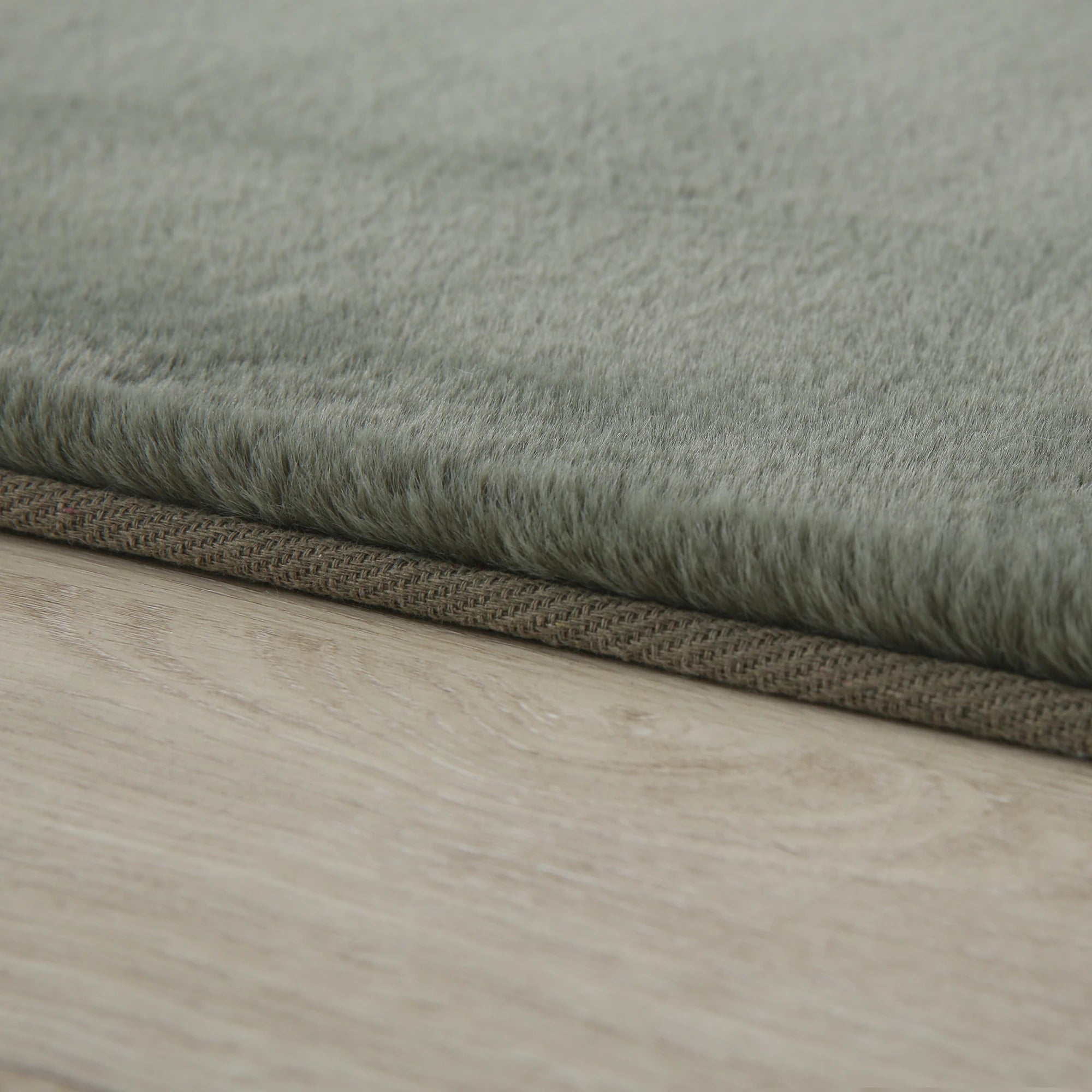 Cozy & Soft Fluffy Rug | Green