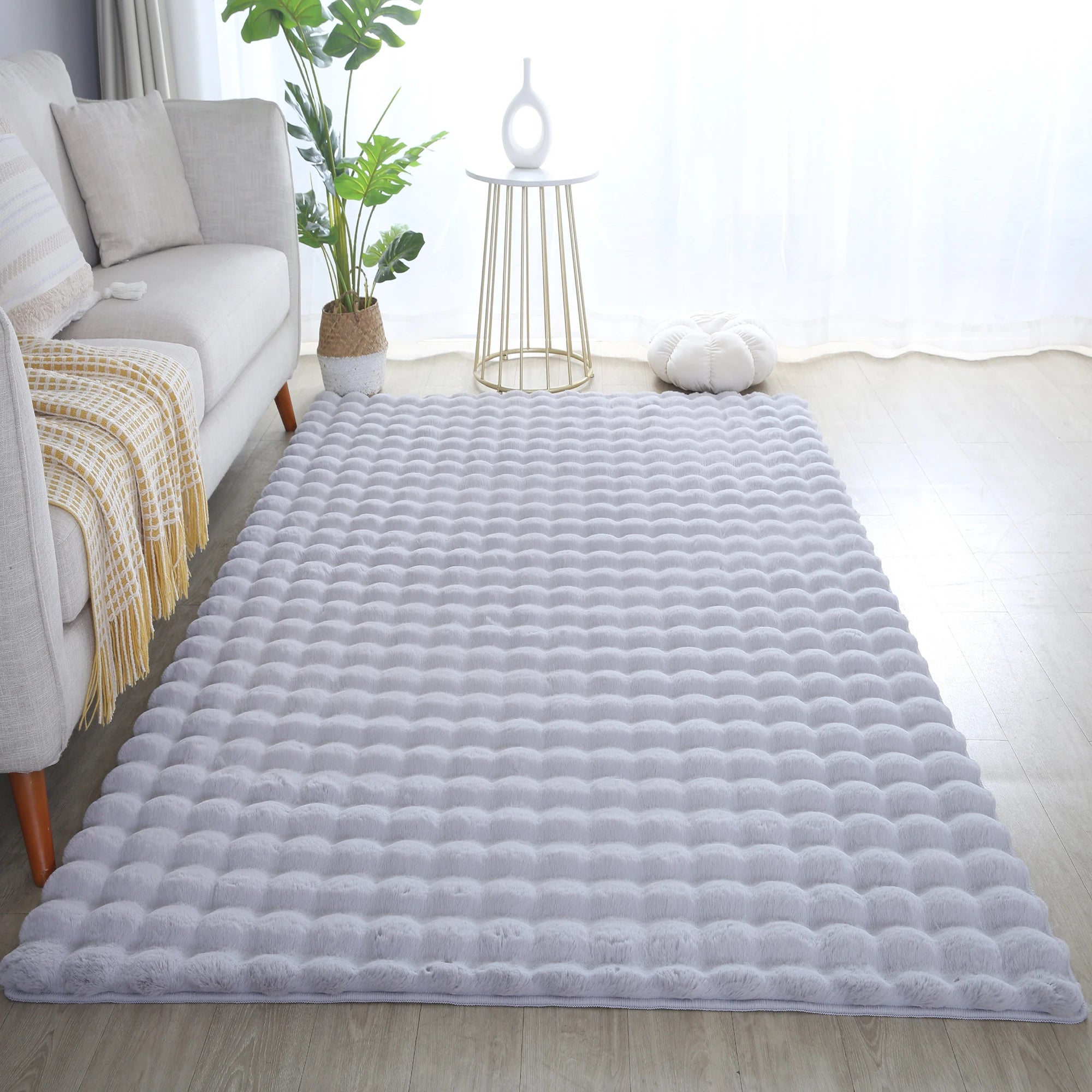 Plush Silver Washable Rug - Solid Color