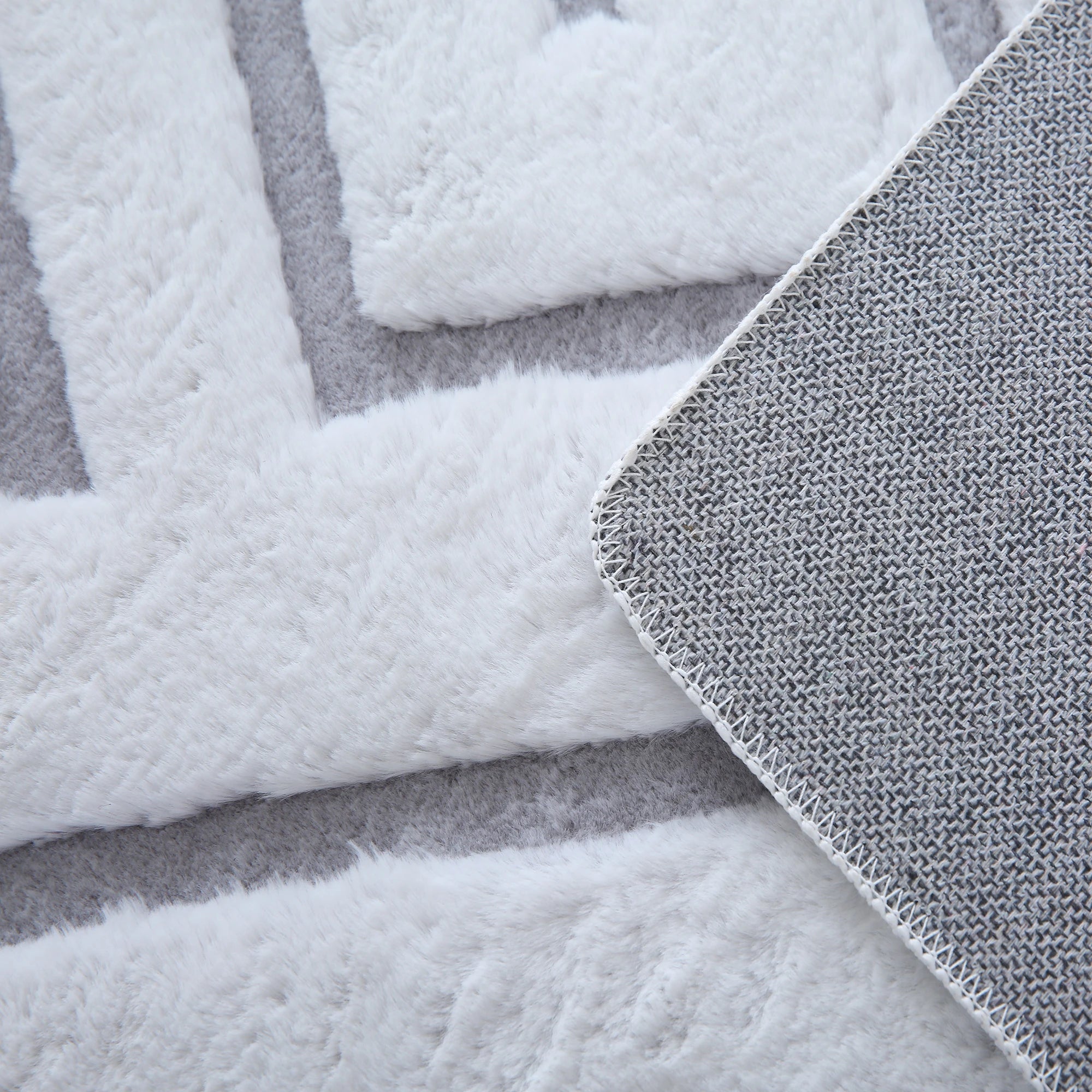 Scandinavian Fluffy Geometric Rug Silver