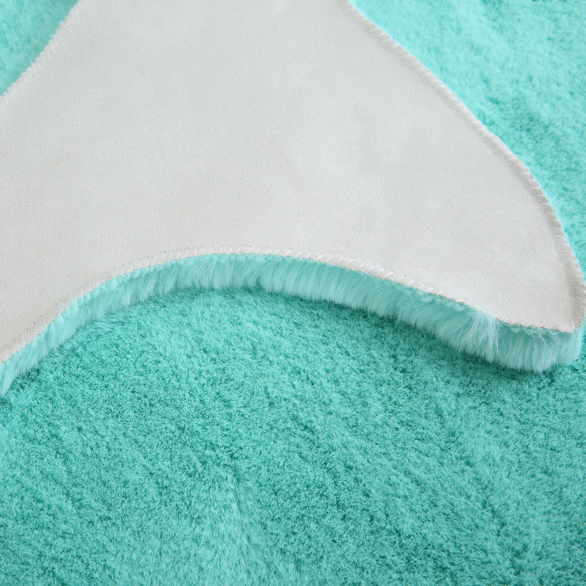 Whale Shape Rug | Mint