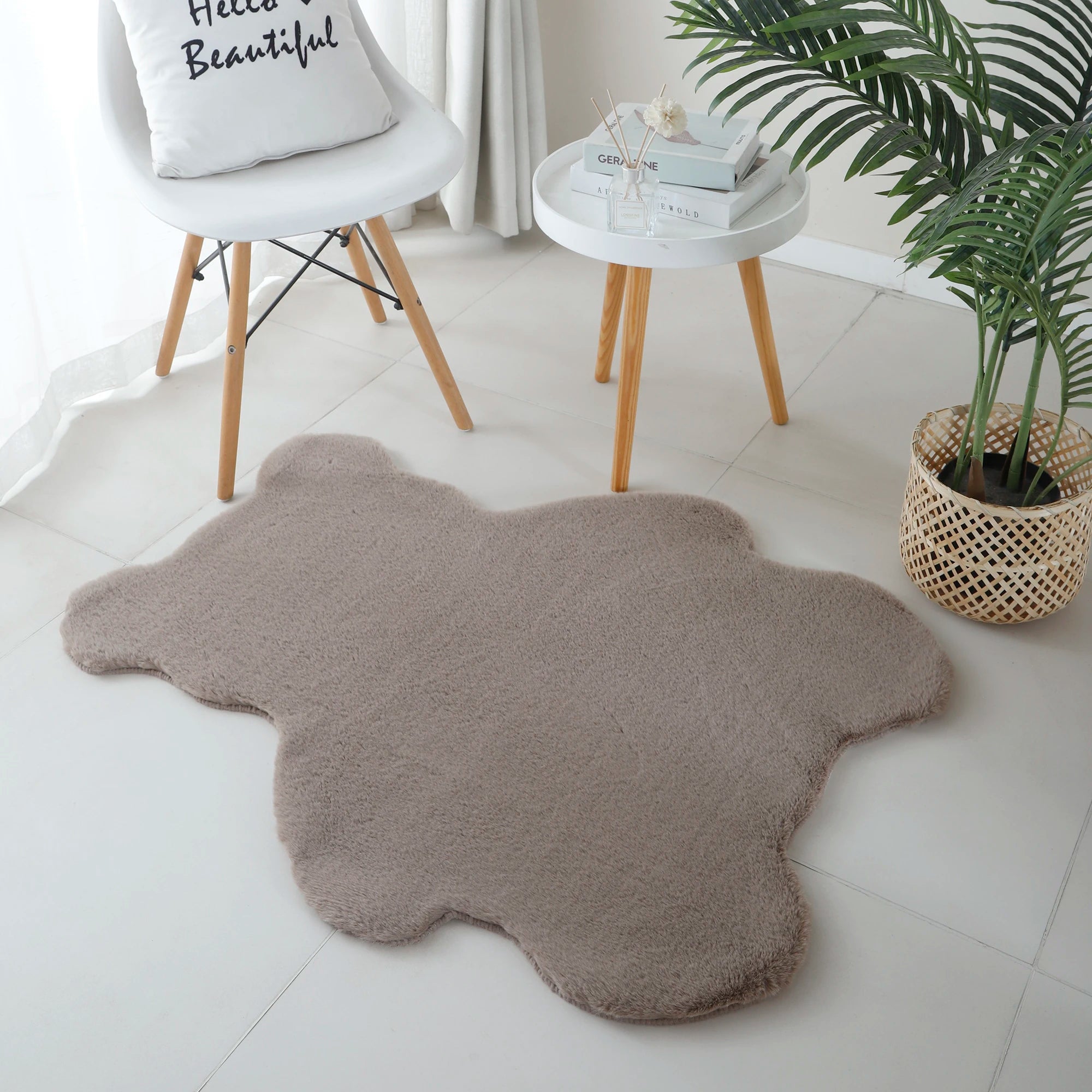Bear Form Stylish Rug | Beige