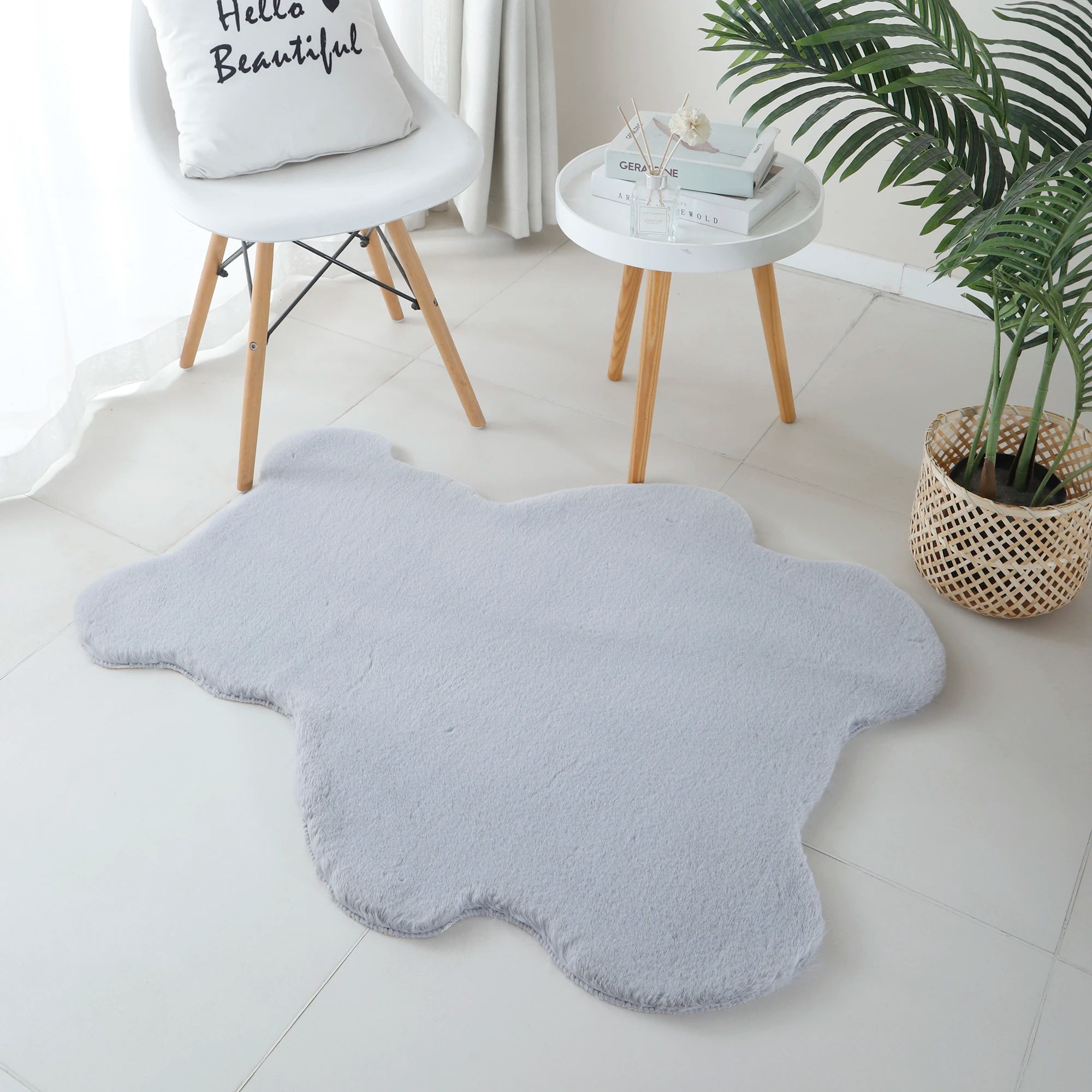 Bear Form Stylish Rug | Silver