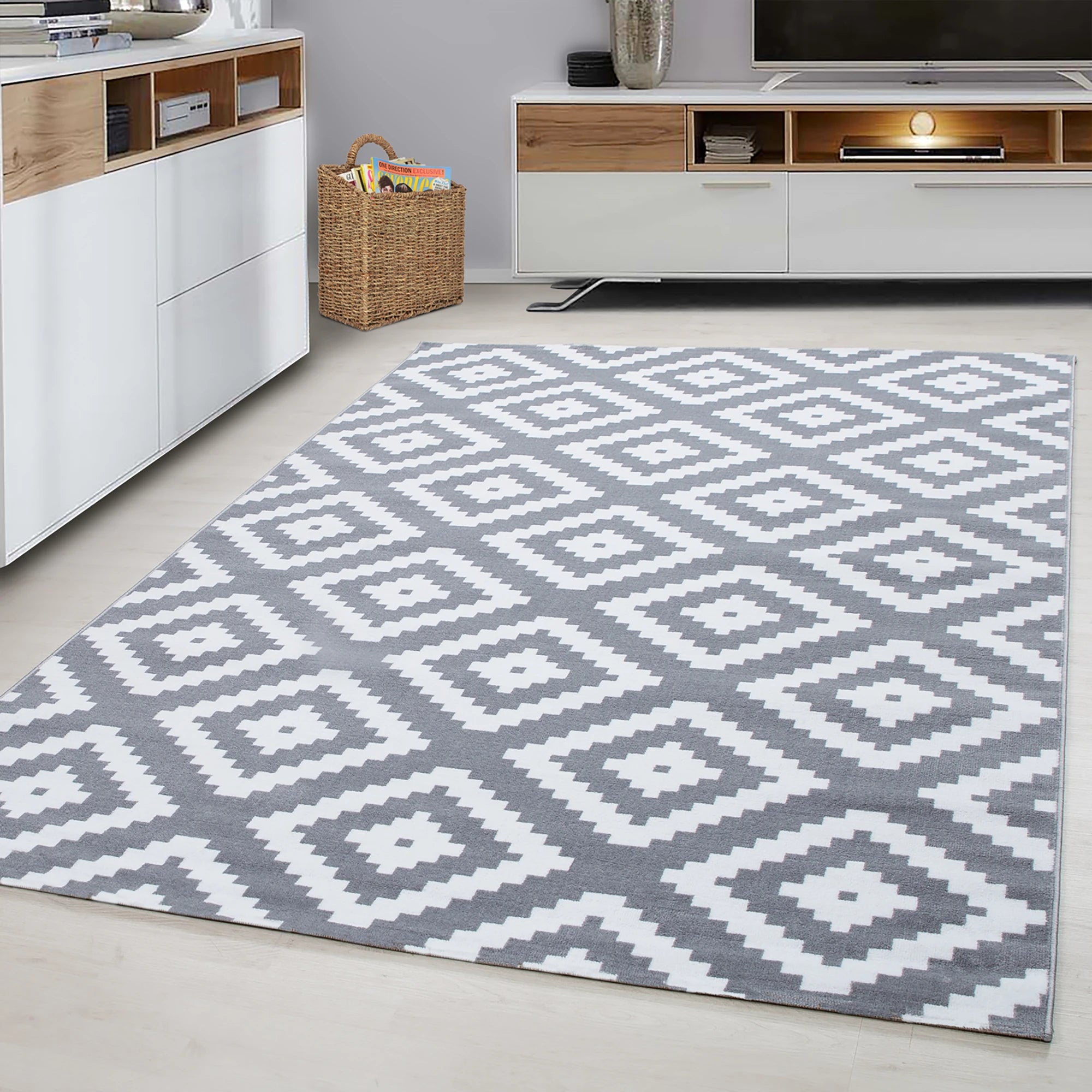 Contemporary Skandi Style Trellis Carpet | Gray