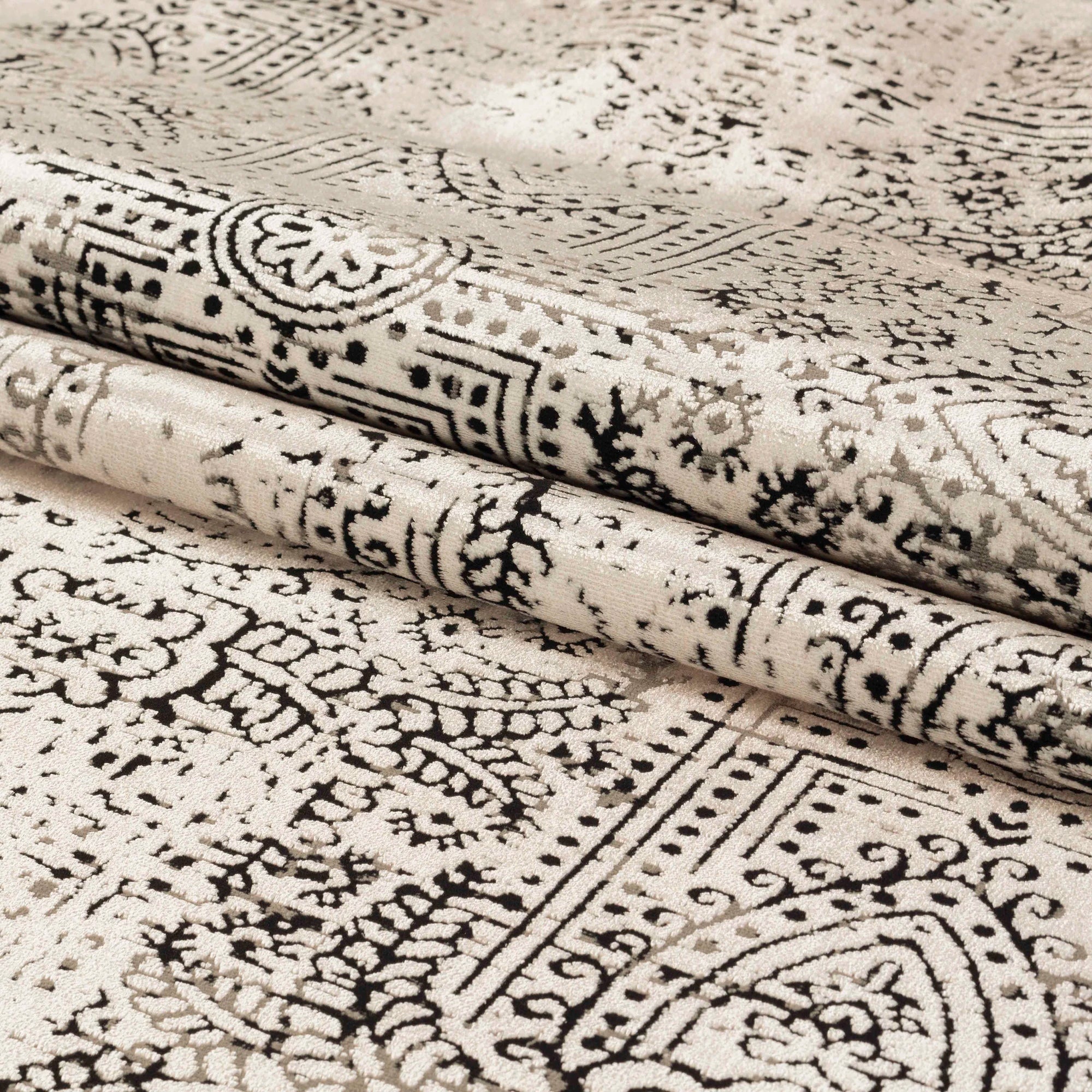 Vintage Look Abstract Oriental Style Rug | Beige