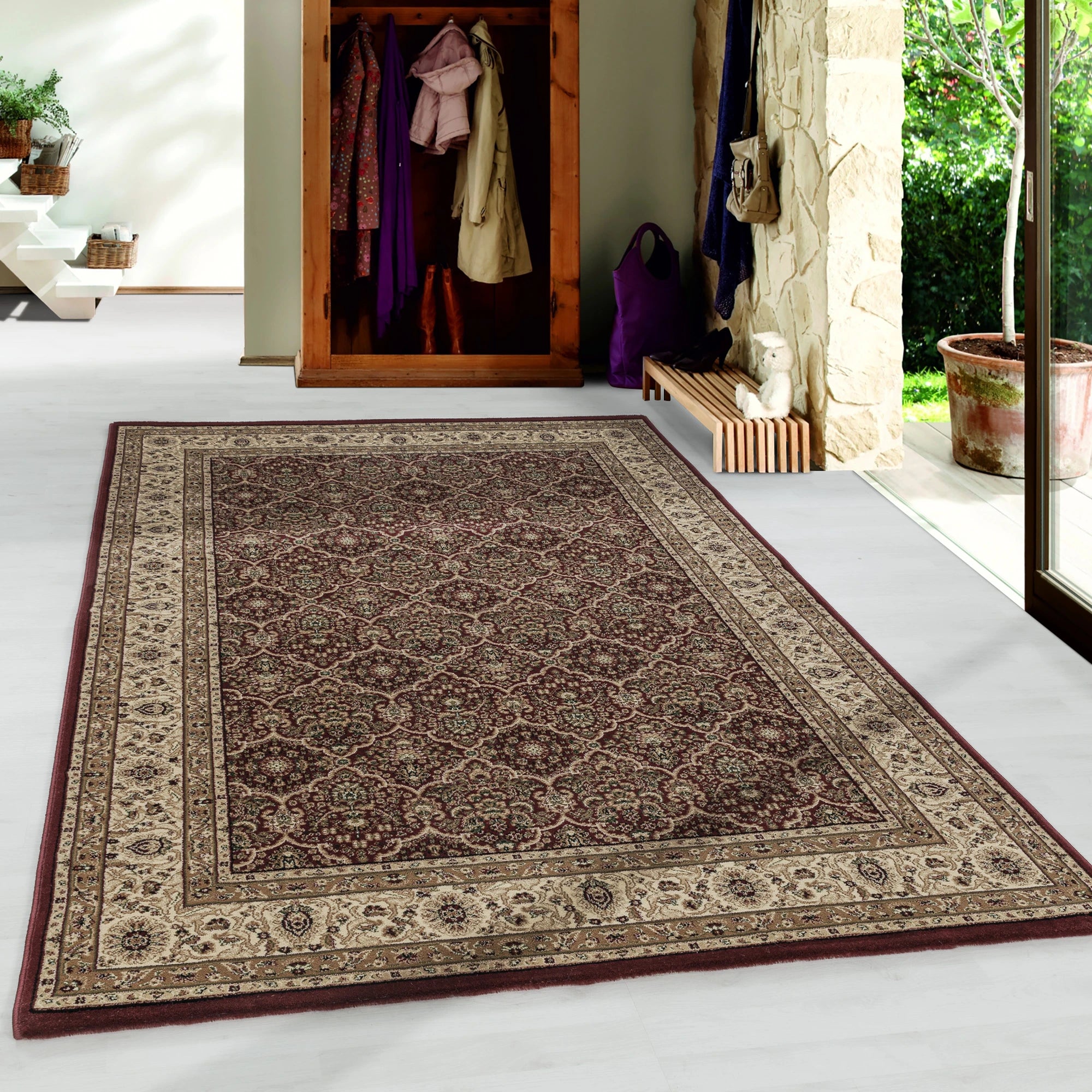 Oriental Refined Floor Rug Red