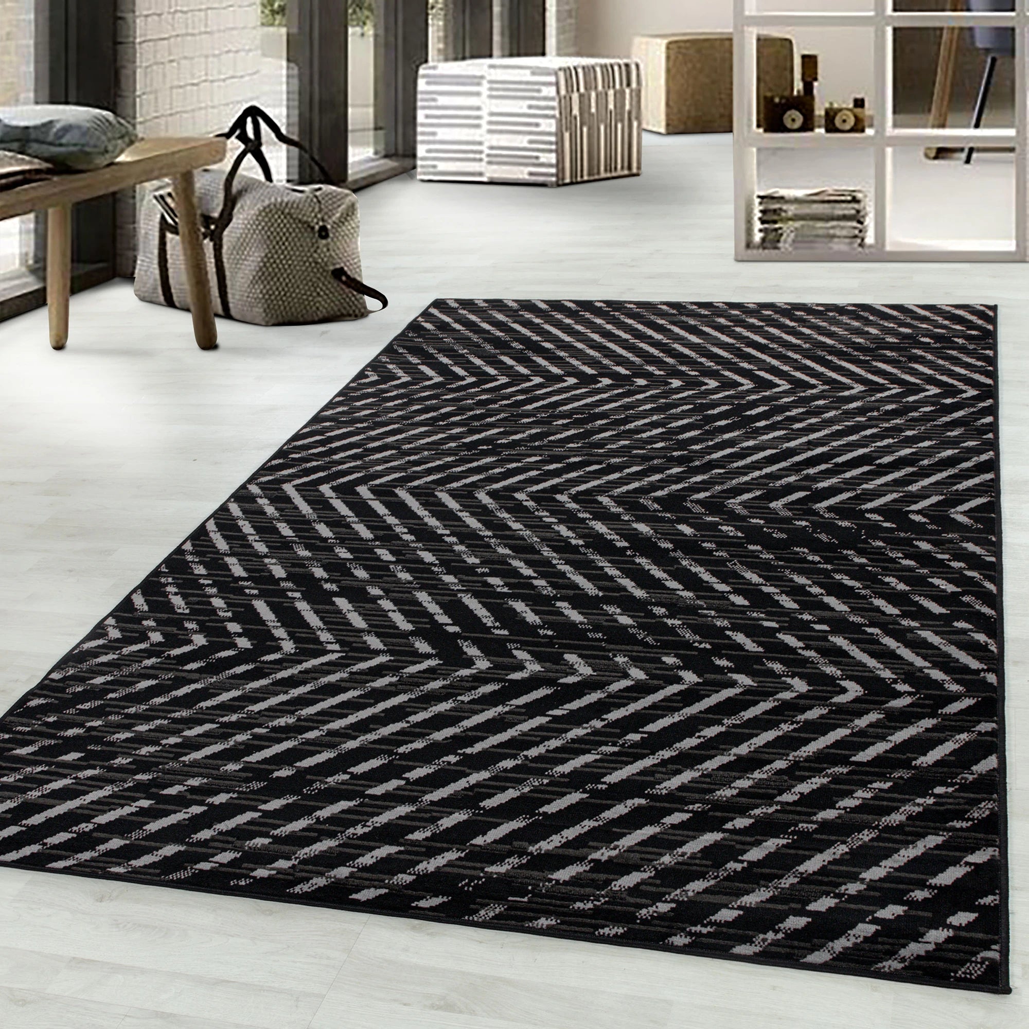 Geometric Rug Black