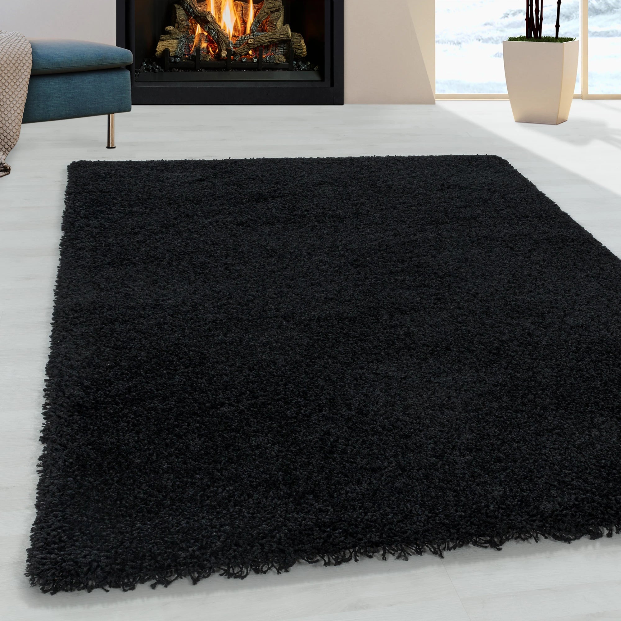 Black Plush High Pile Shag Rug