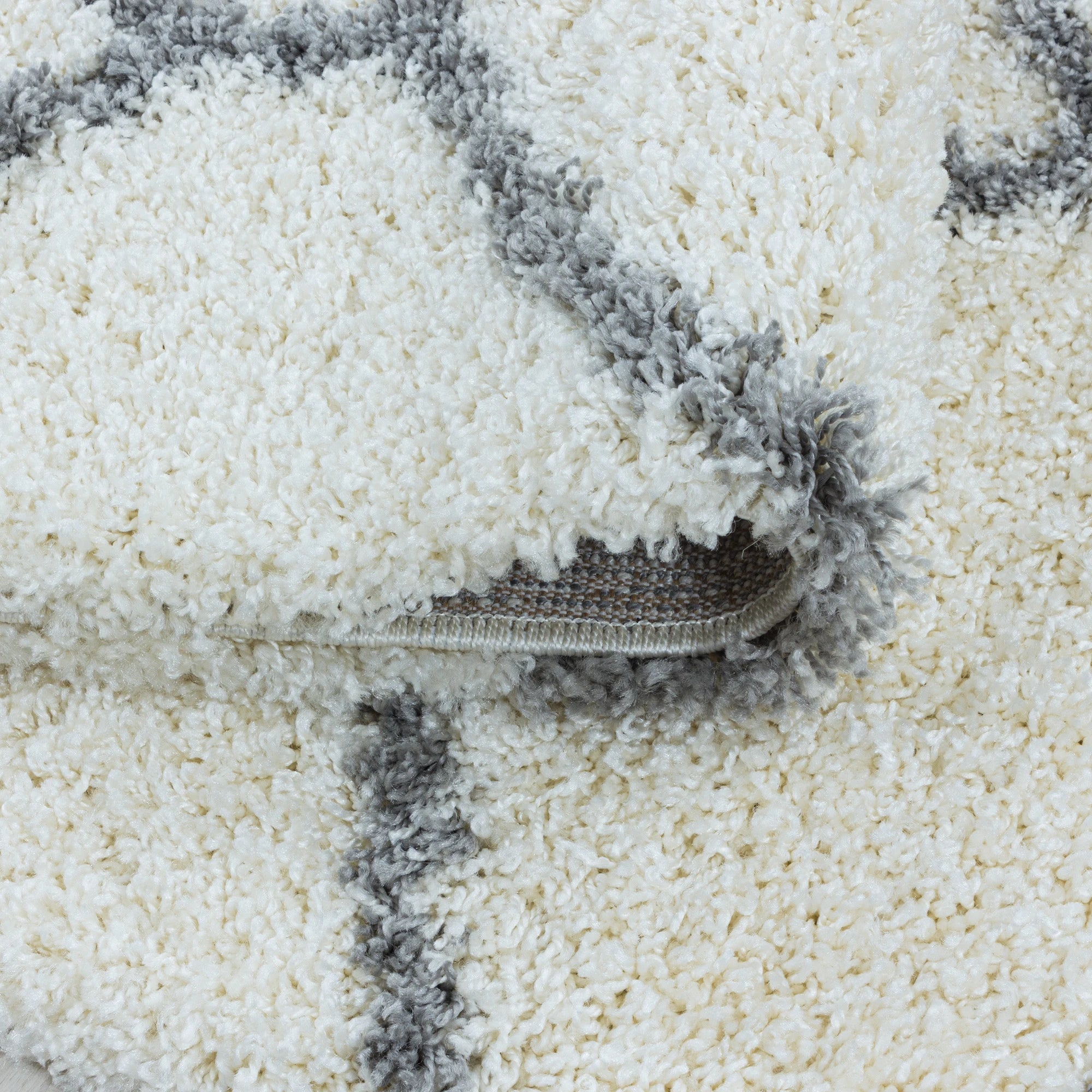 Skandinavischer Teppich Creme