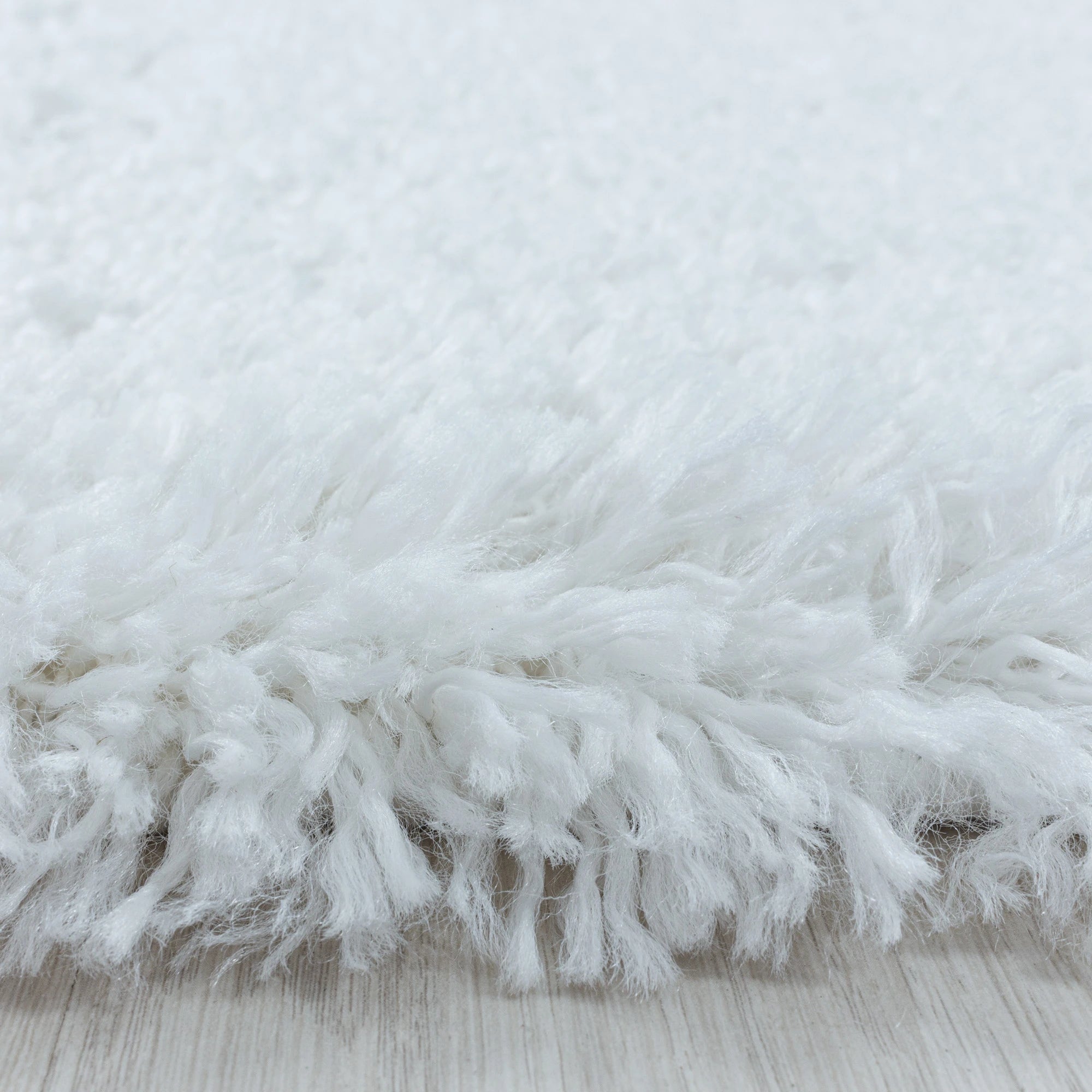 Ultra-Soft Shag High Pile Rug | White