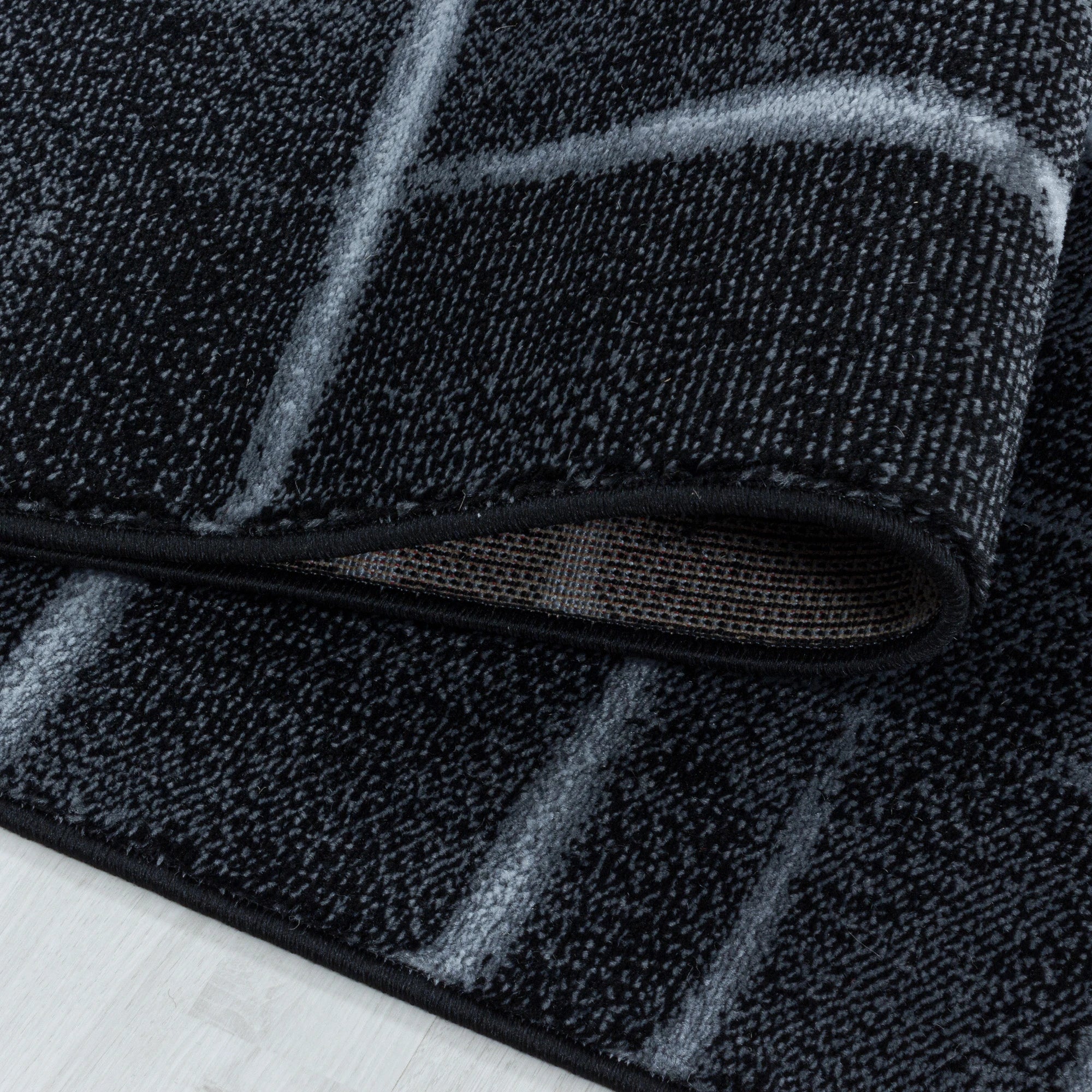 Striped Streaked Rug Black