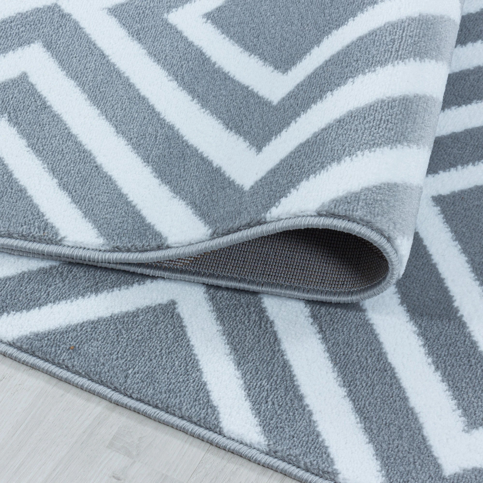 Tessellated Lattice Rug