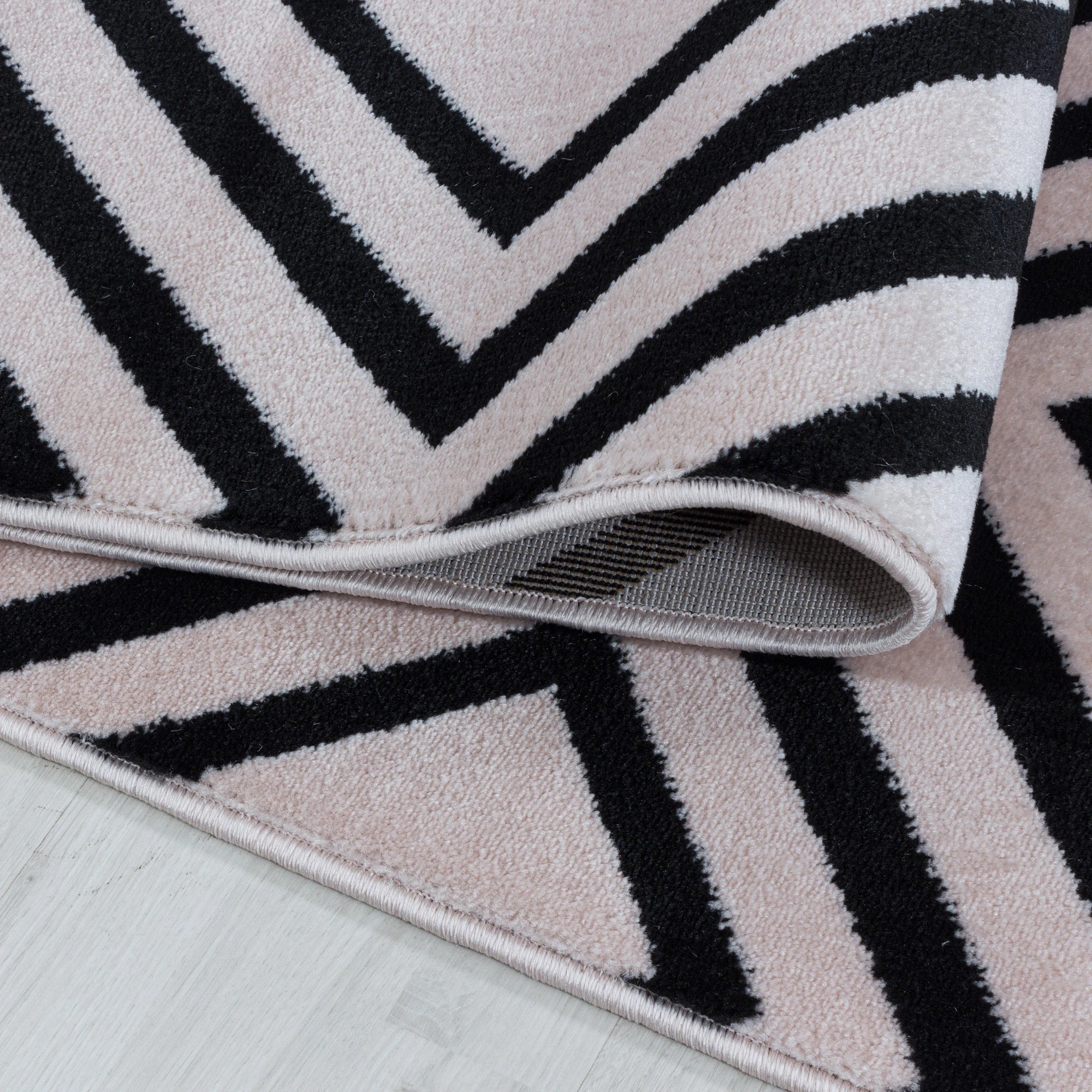 Geometric Rug Modern