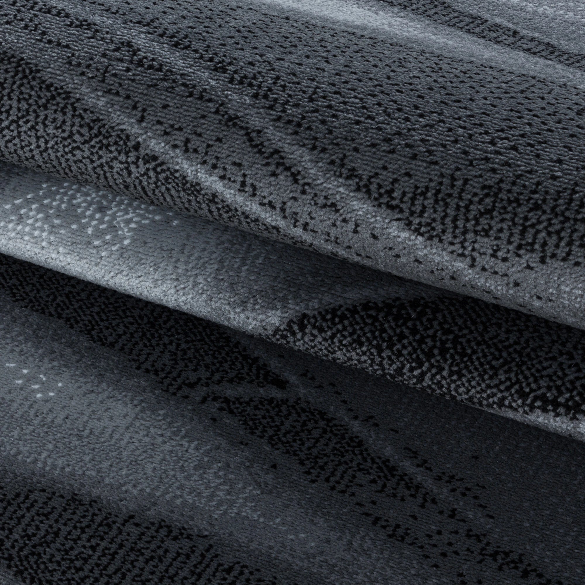 Waves Rug Black