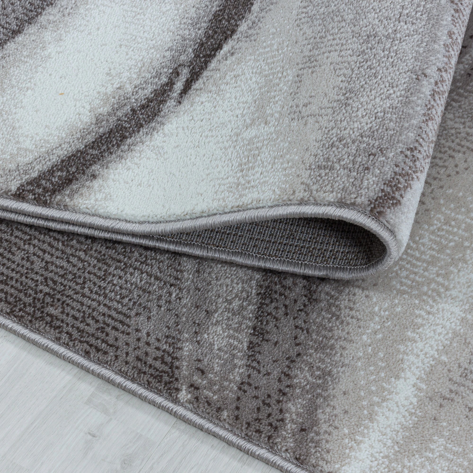 Waves Chic Area Rug Brown