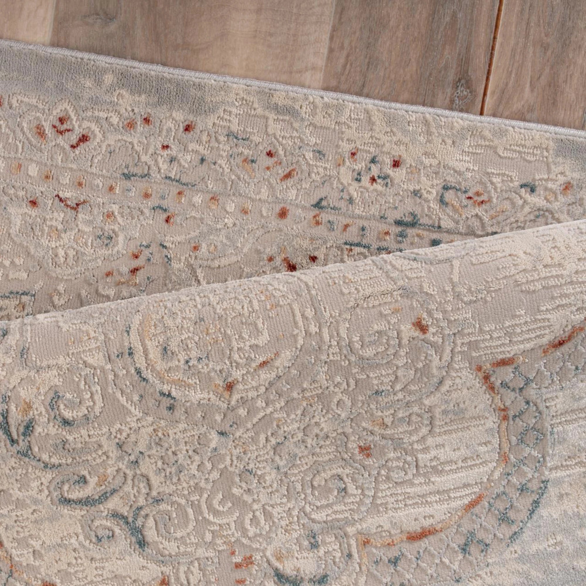Rose Dust Traditional Medallion Rug