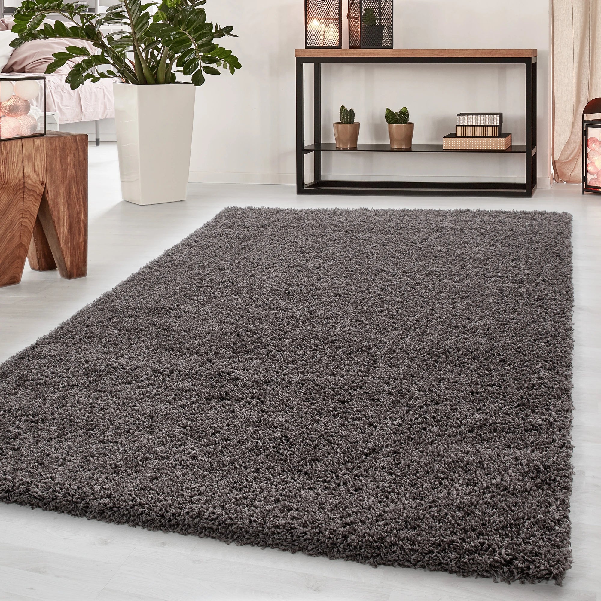 Minimalist Color Clean Refined Area