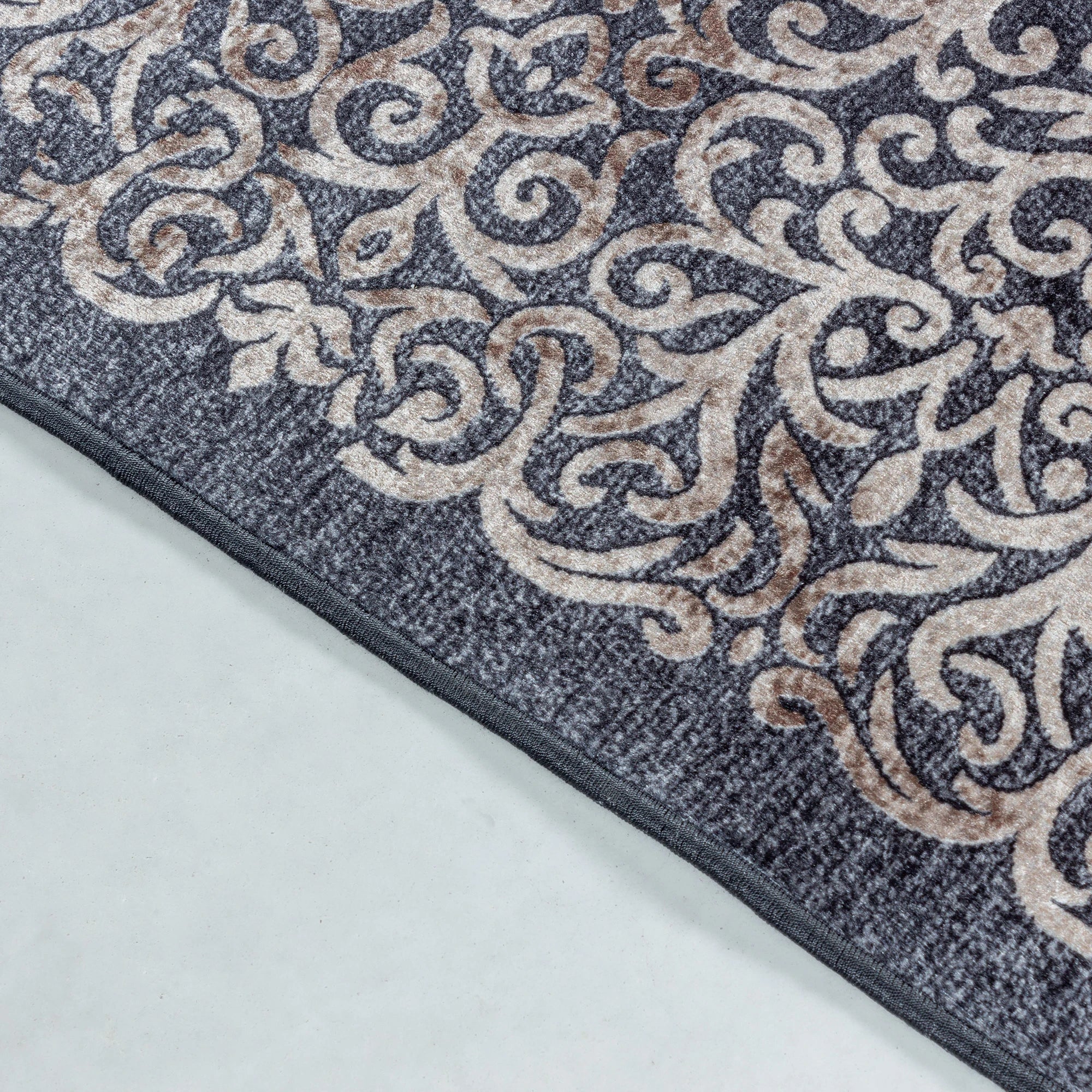Baroque Rug Black