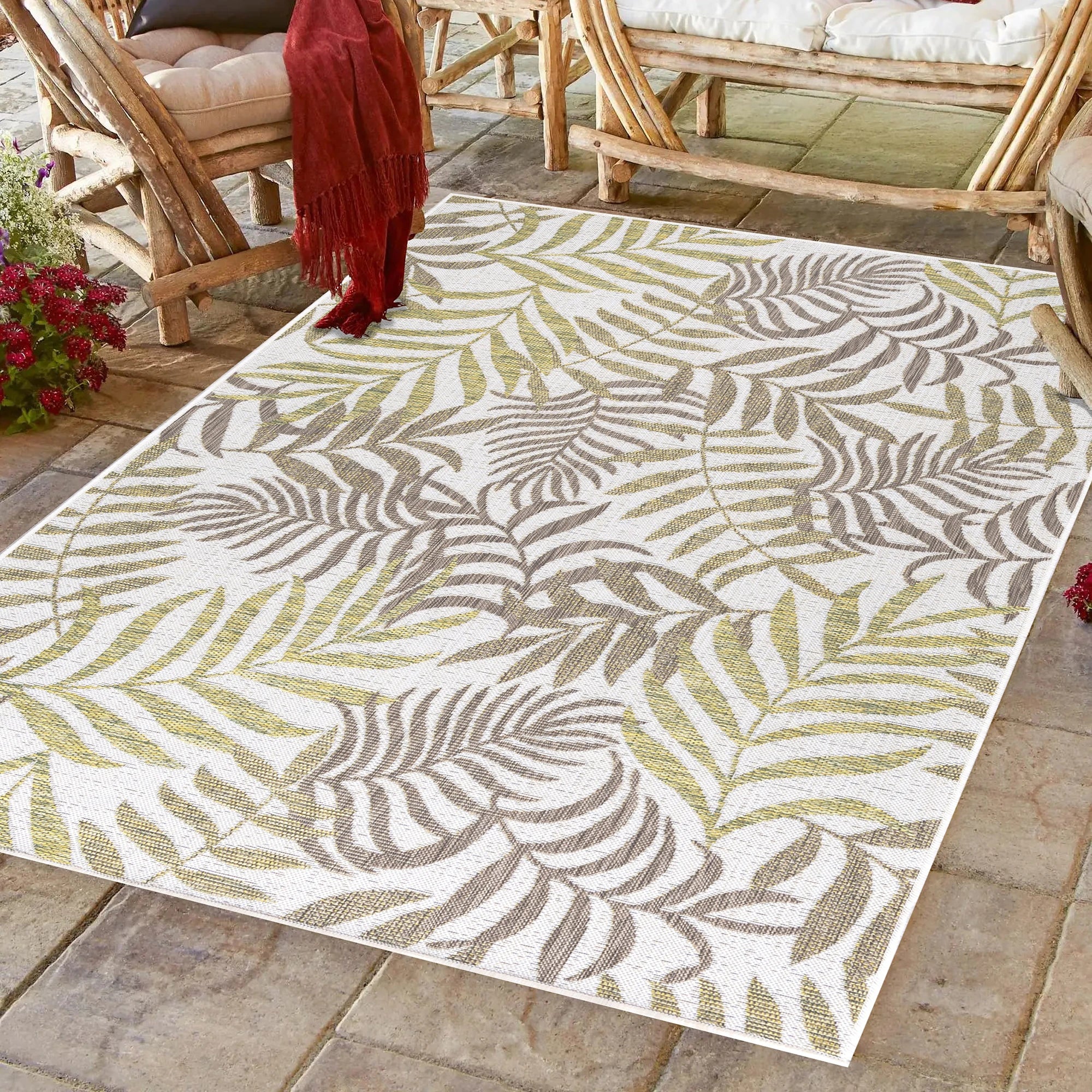 Palm Flatweave Patio Rug | Beige