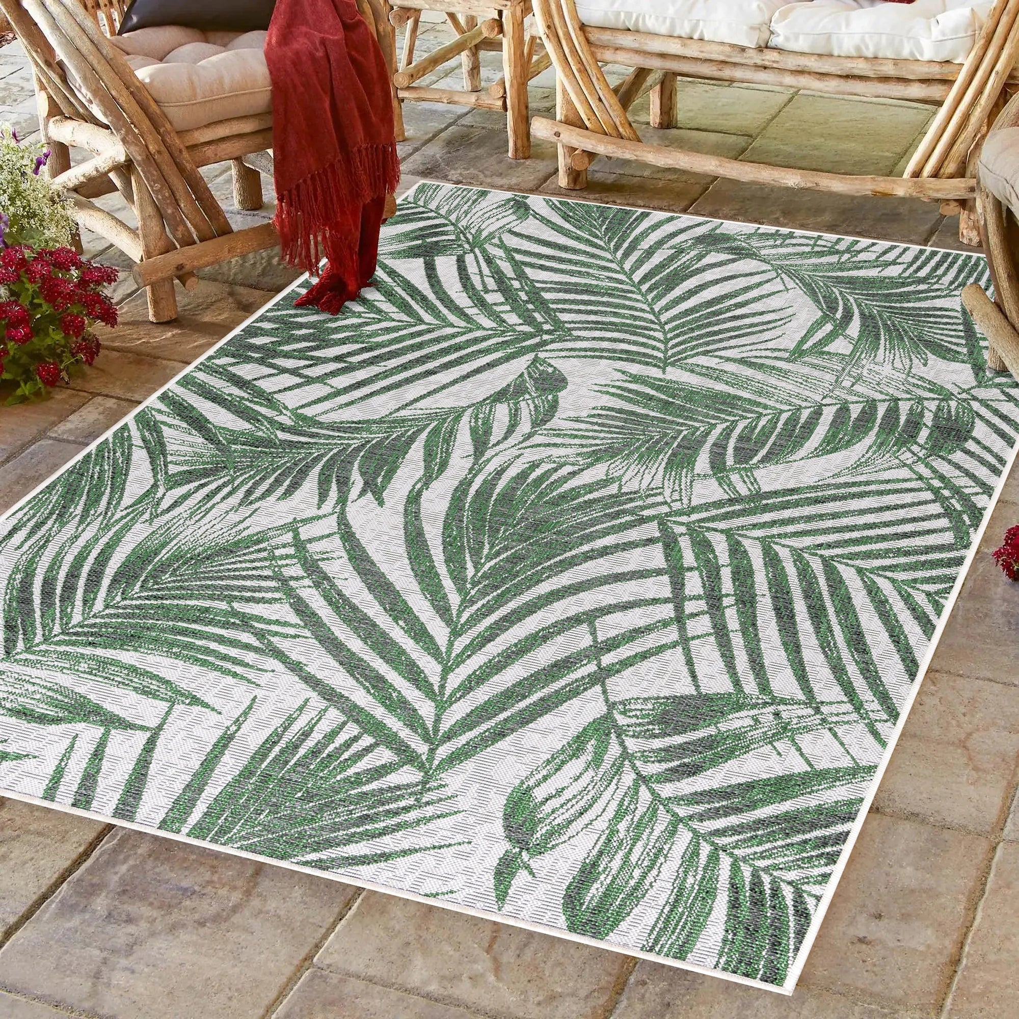 Palm Refined Area Rug Green