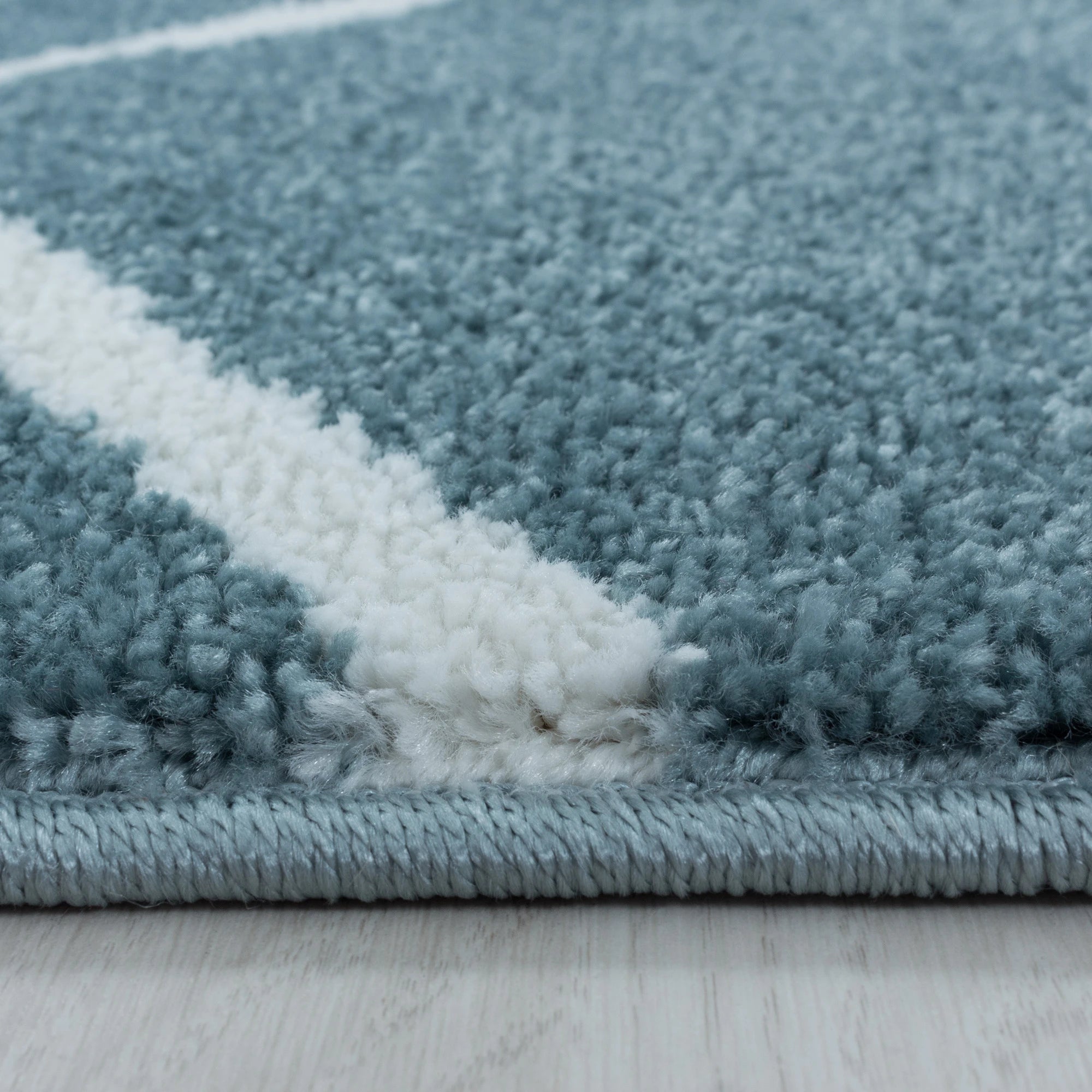 Zigzag Pattern Rug Blue
