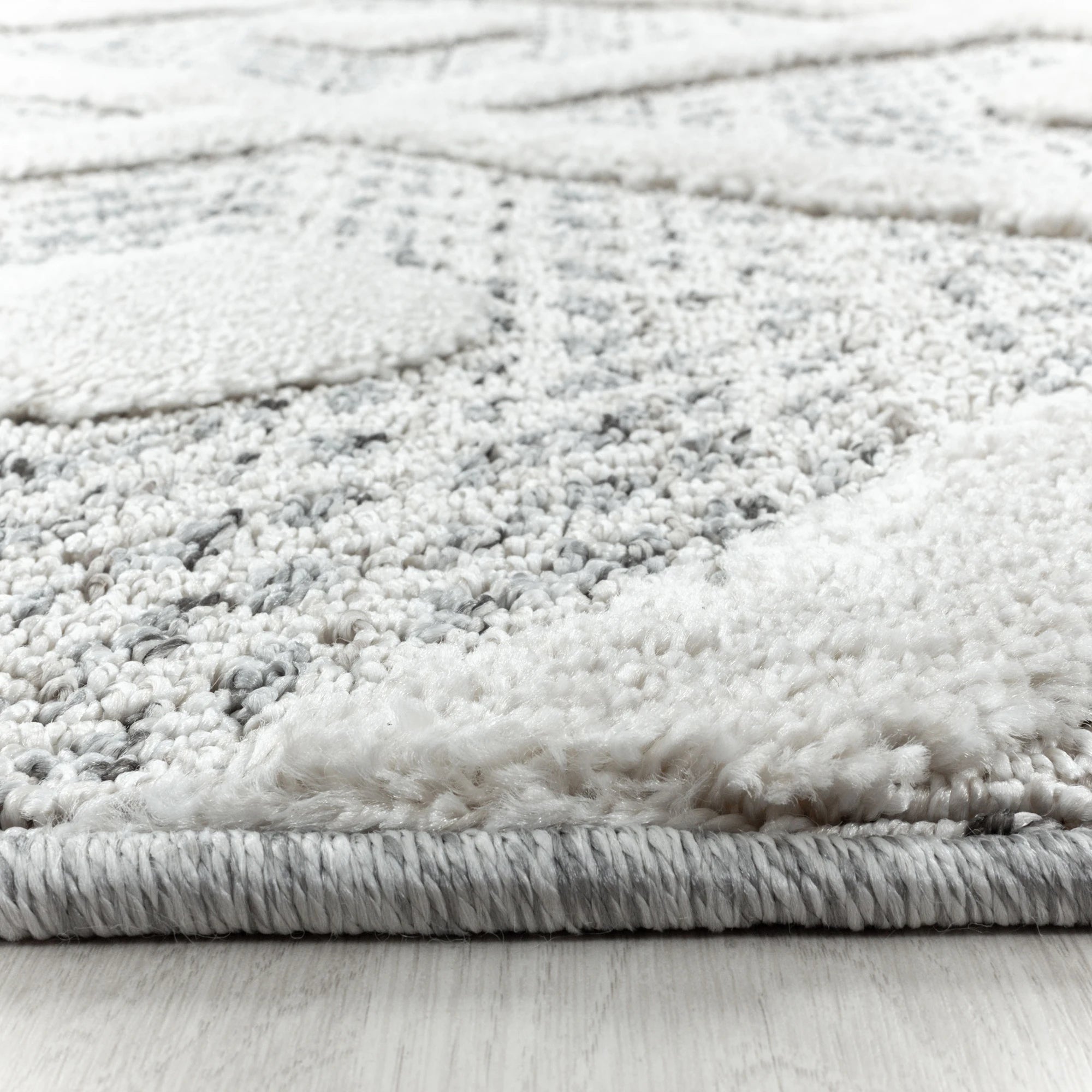 Diamond Geometric Cozy Rug
