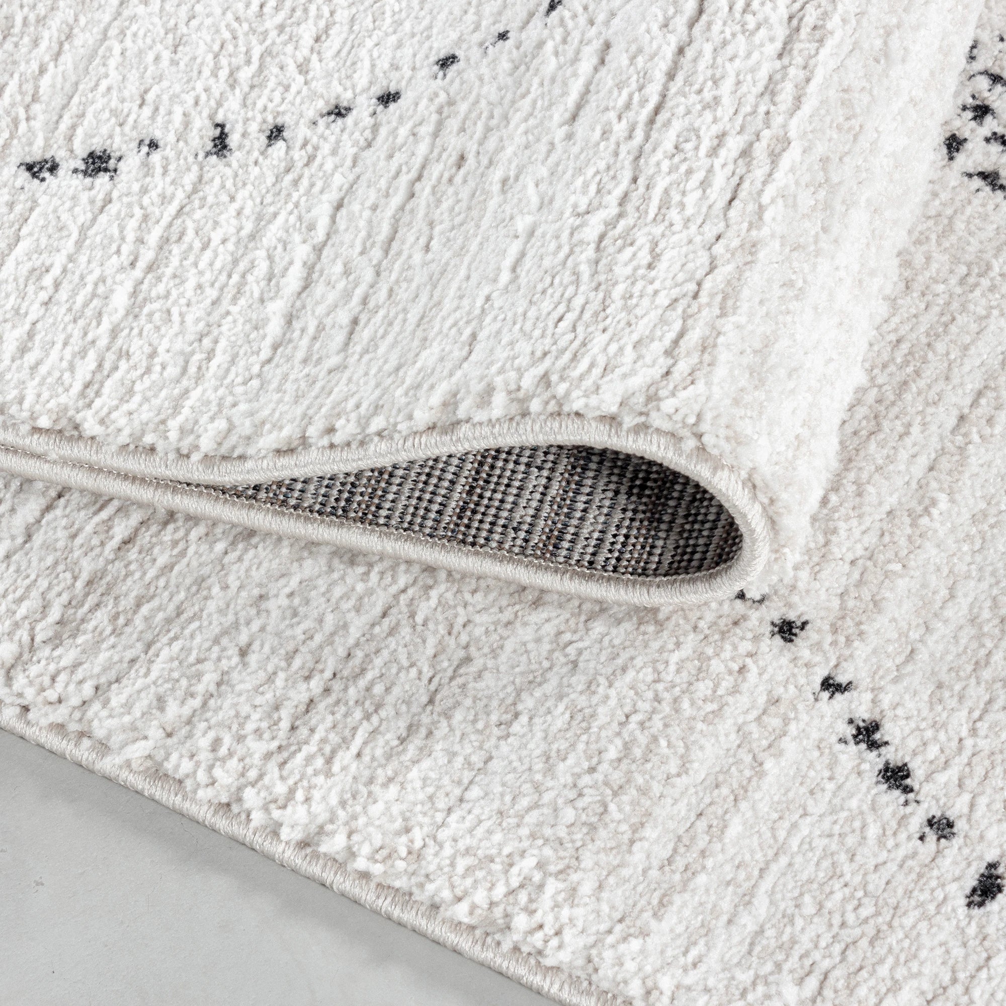 Bohemian Dotted Diamond Pattern Rug | Cream