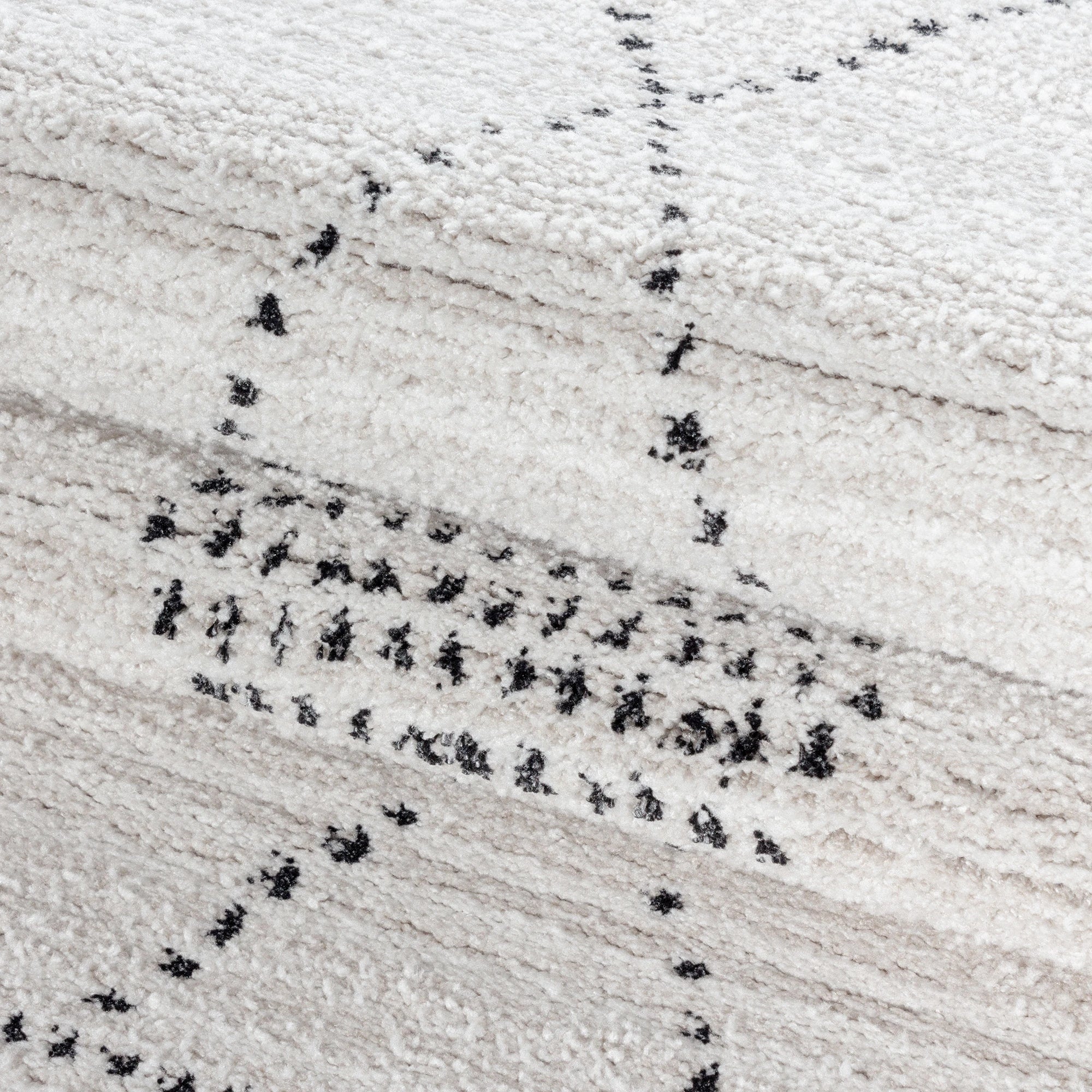 Bohemian Dotted Diamond Pattern Rug | Cream