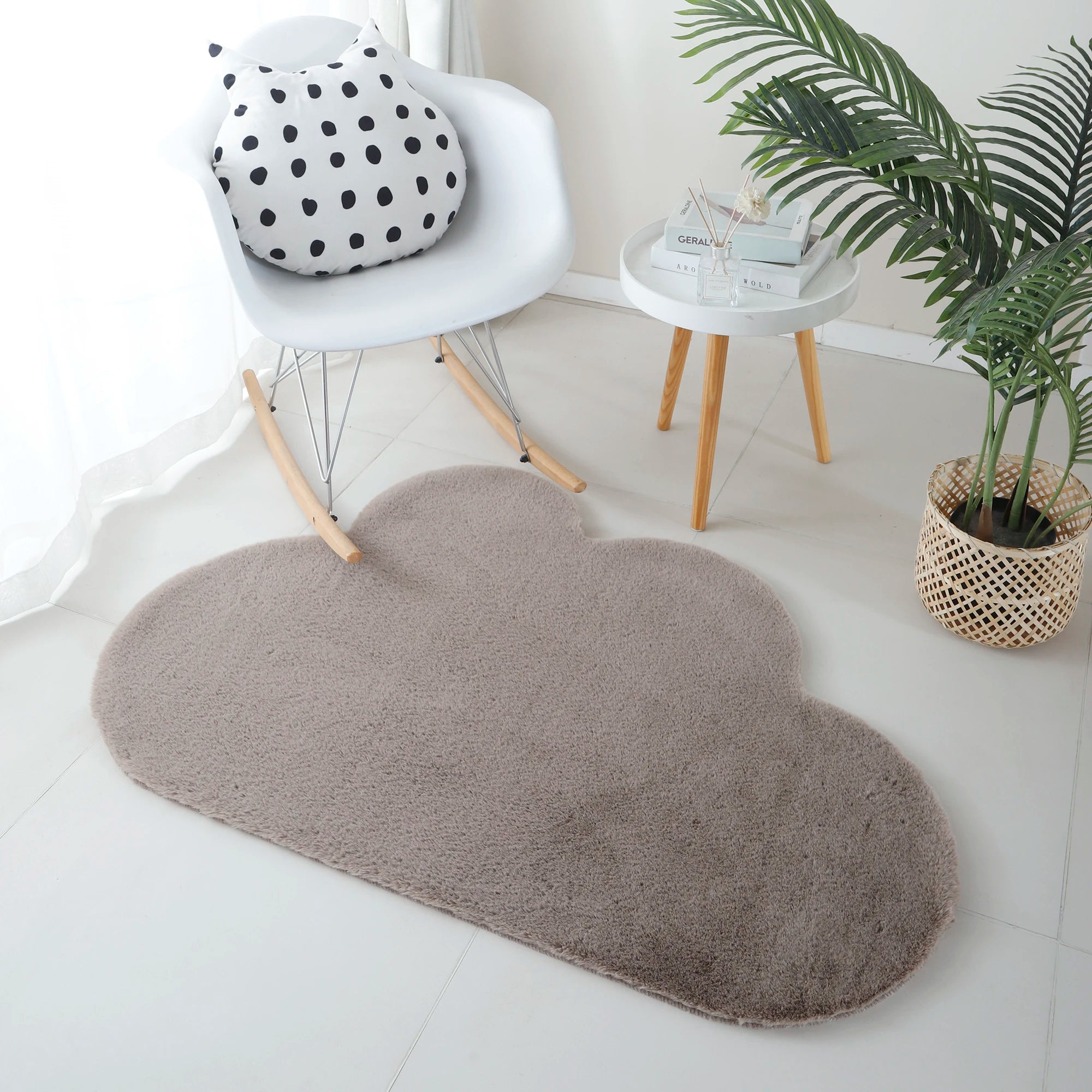 Teppich in Wolkenform, Beige