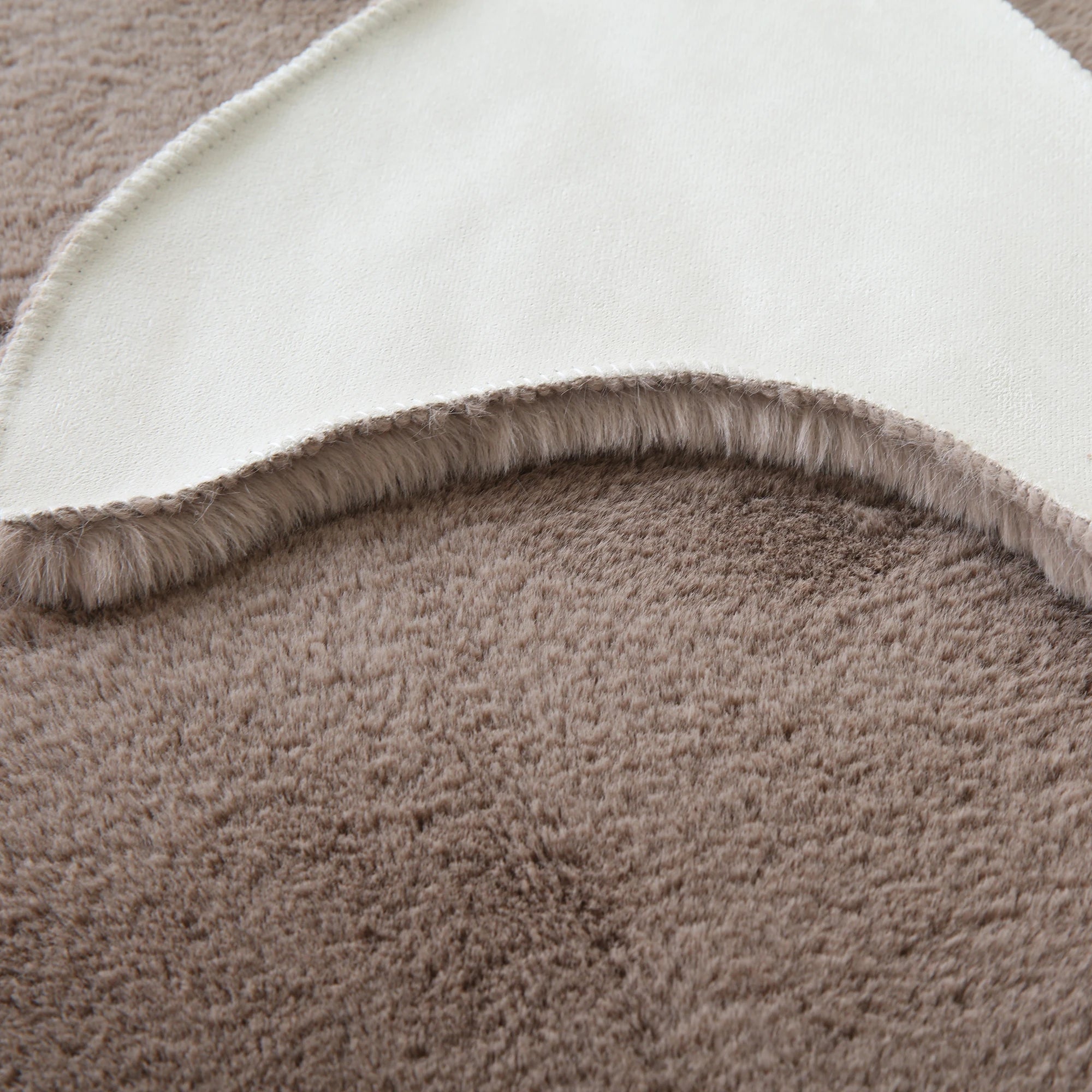 Teppich in Walform, Beige