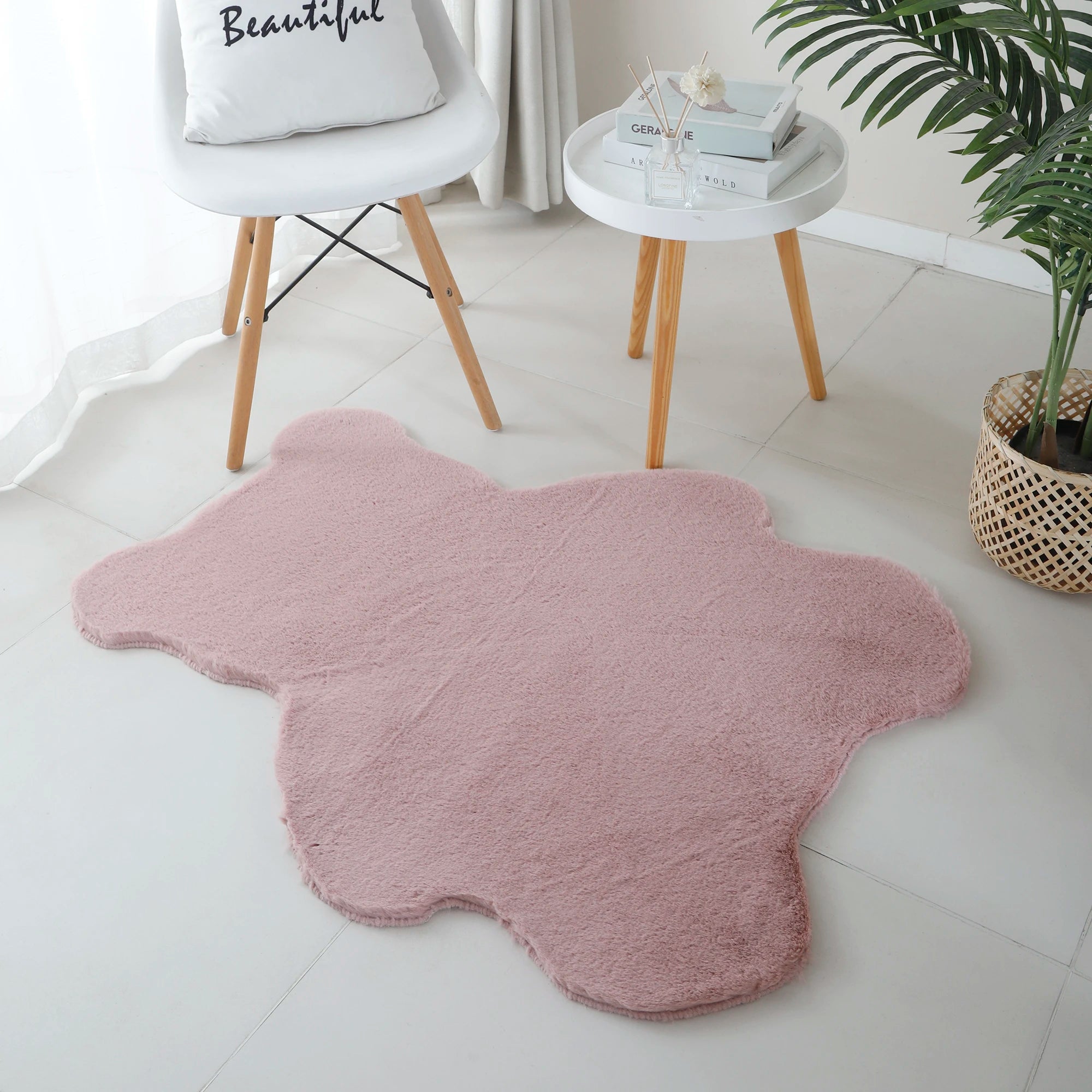 Teppich in Bärenform, Rosa