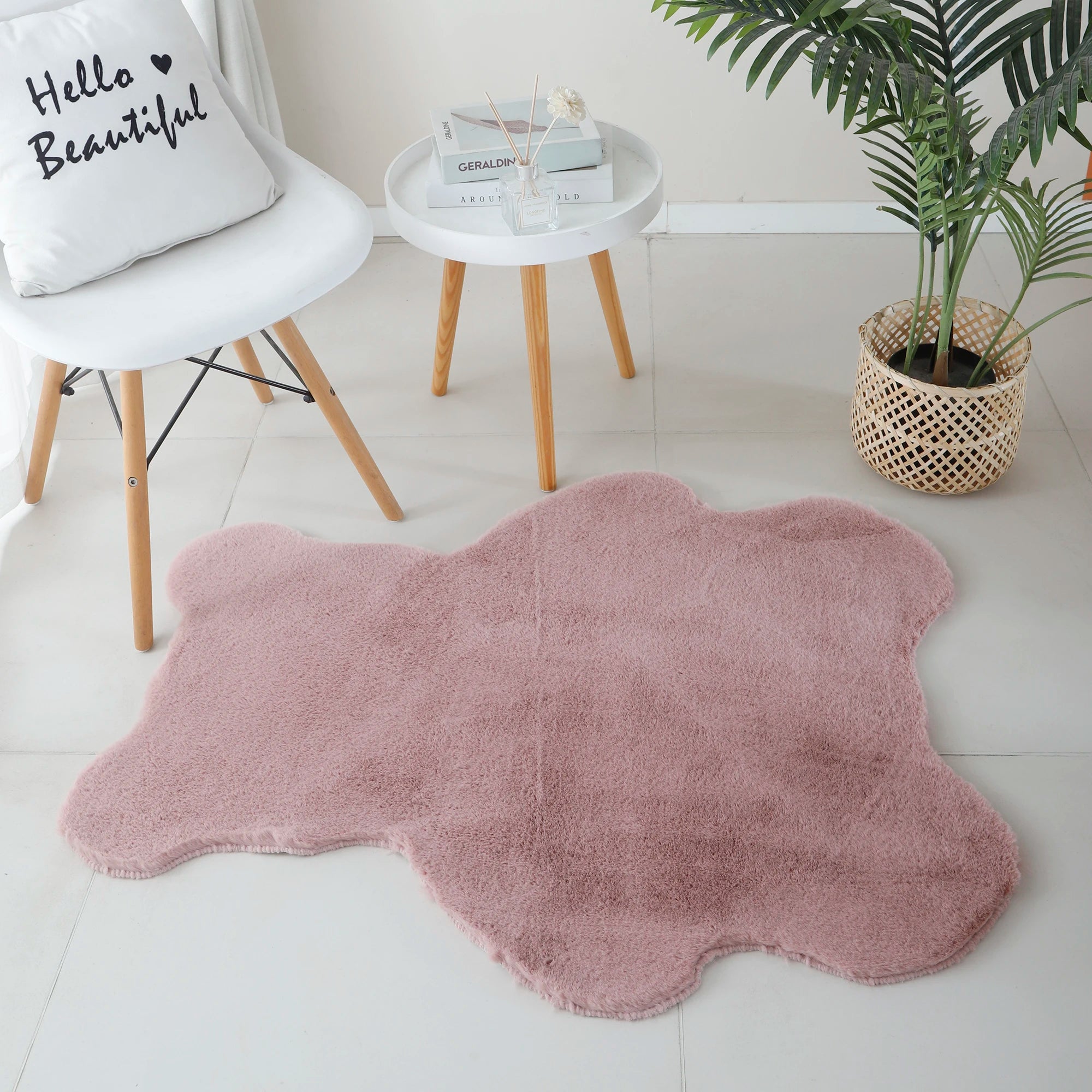 Teppich in Bärenform, Rosa