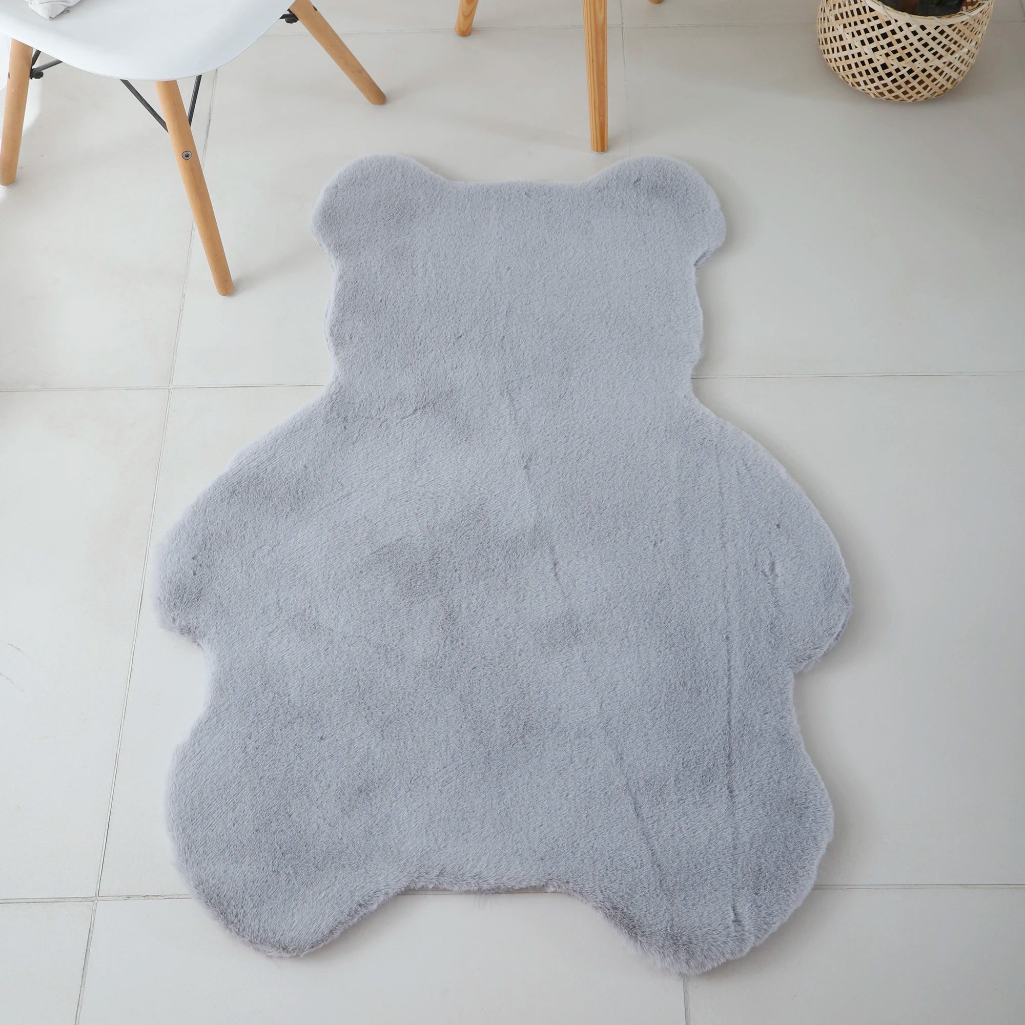 Bear Form Stylish Area Rug