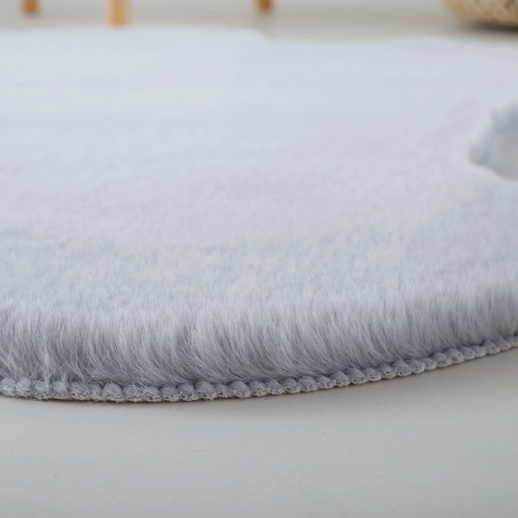 Bear Form Stylish Area Rug