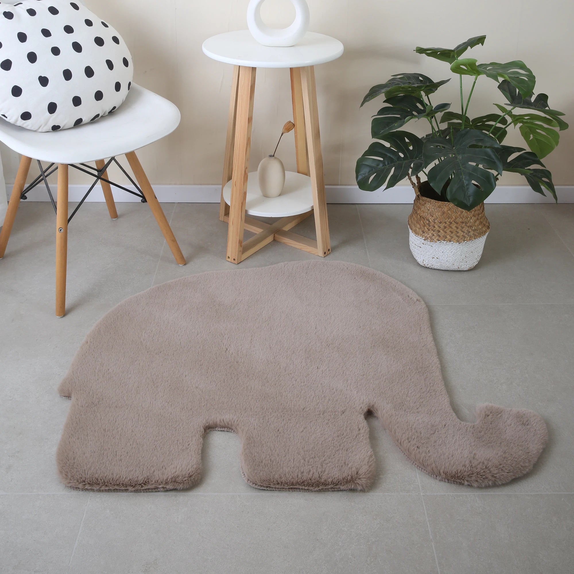 Teppich in Elefantenform, Beige