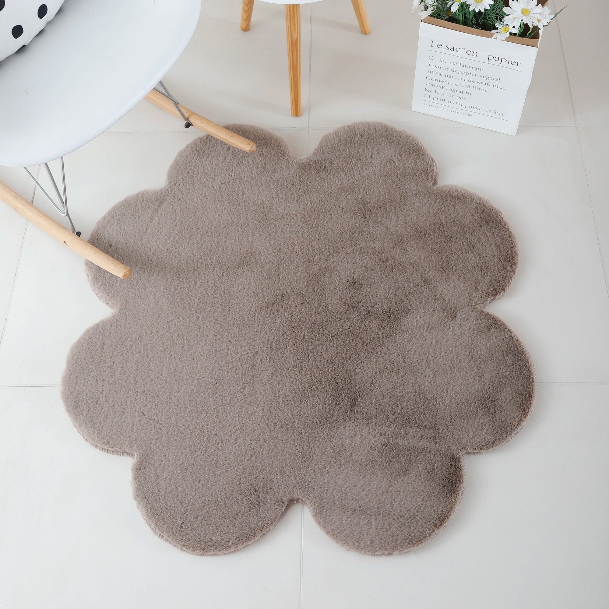 Teppich in Kleeblattform, Beige