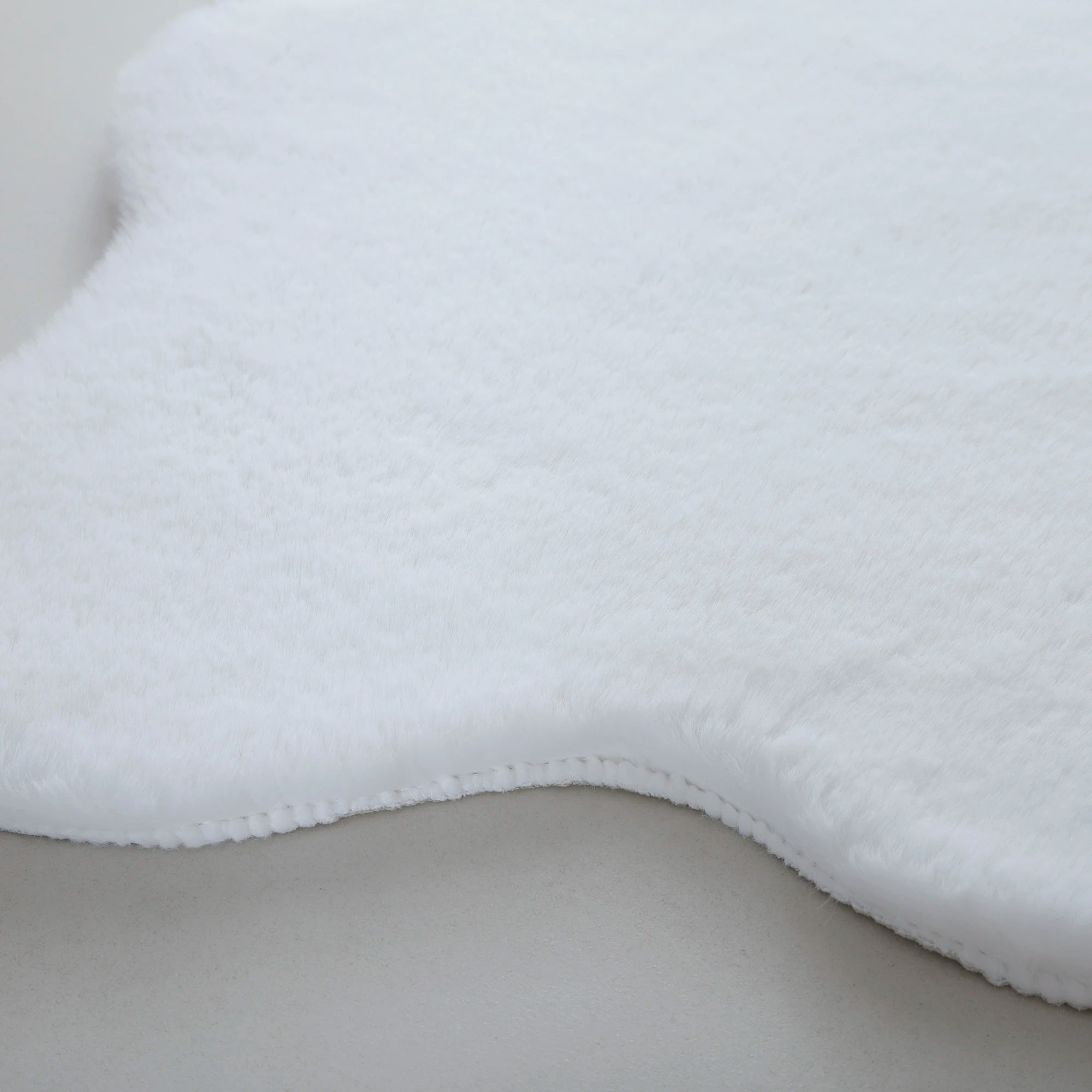 Sheepskin Imitation Chic Floor Rug