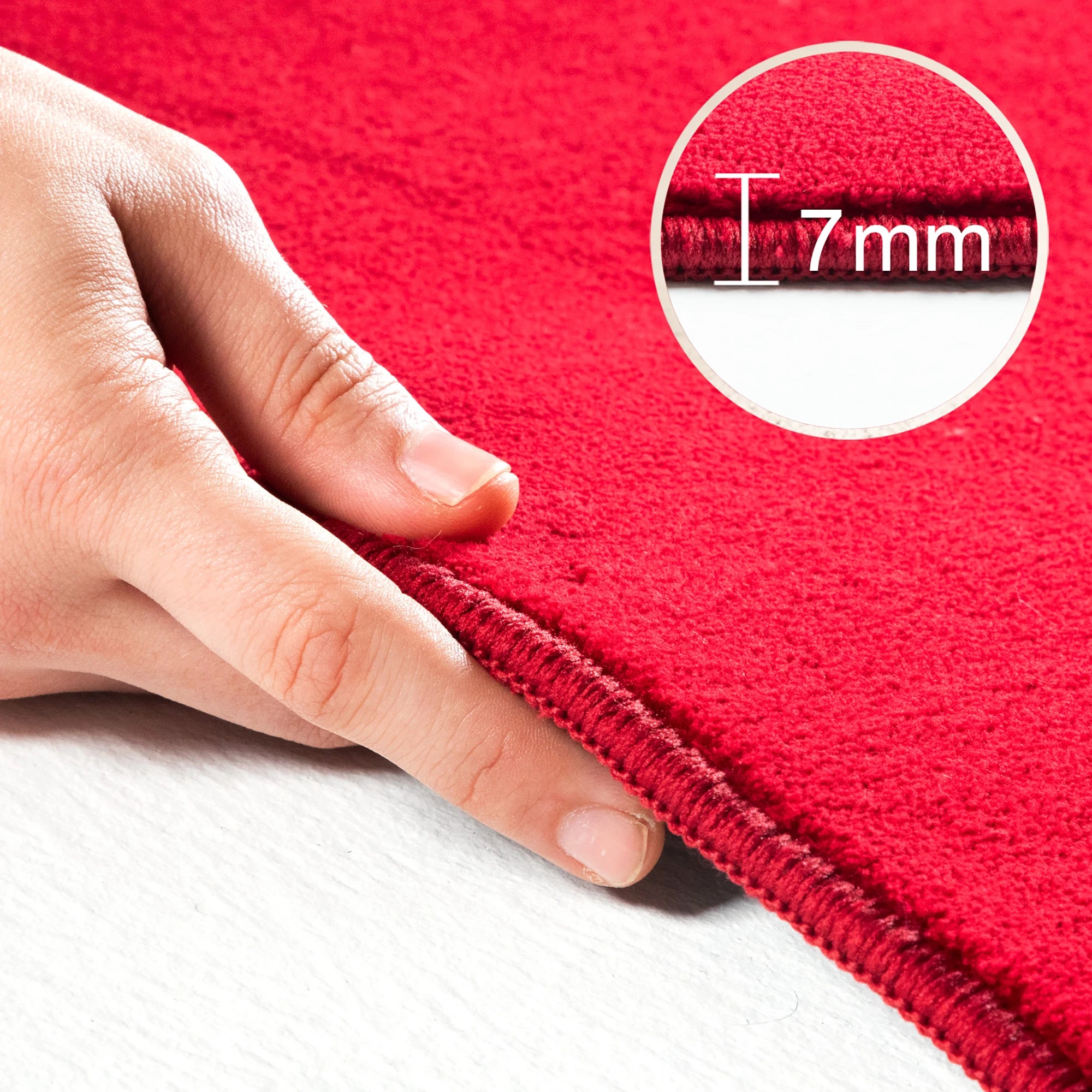 Schicker Bodenteppich in schlichter Farbe