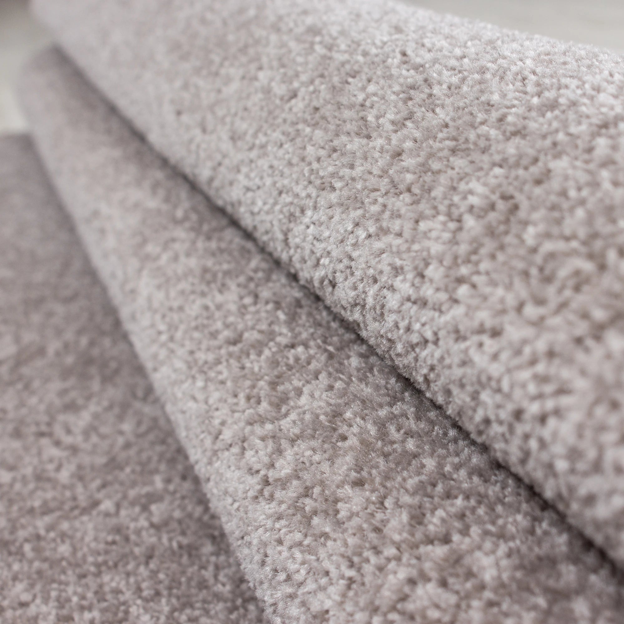 Saubere Farbe, schlichtes Premium-Dekor