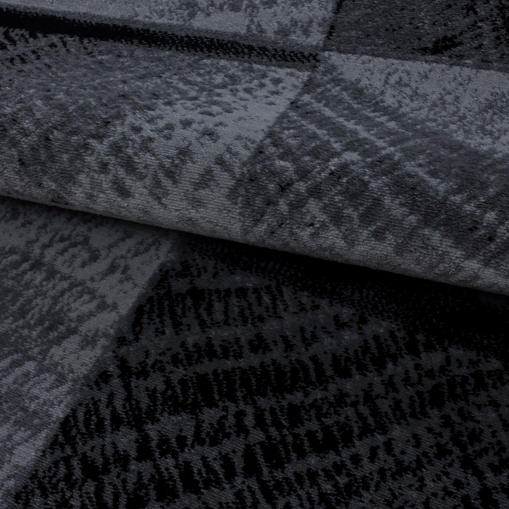 Checkered Plaid Rug Black