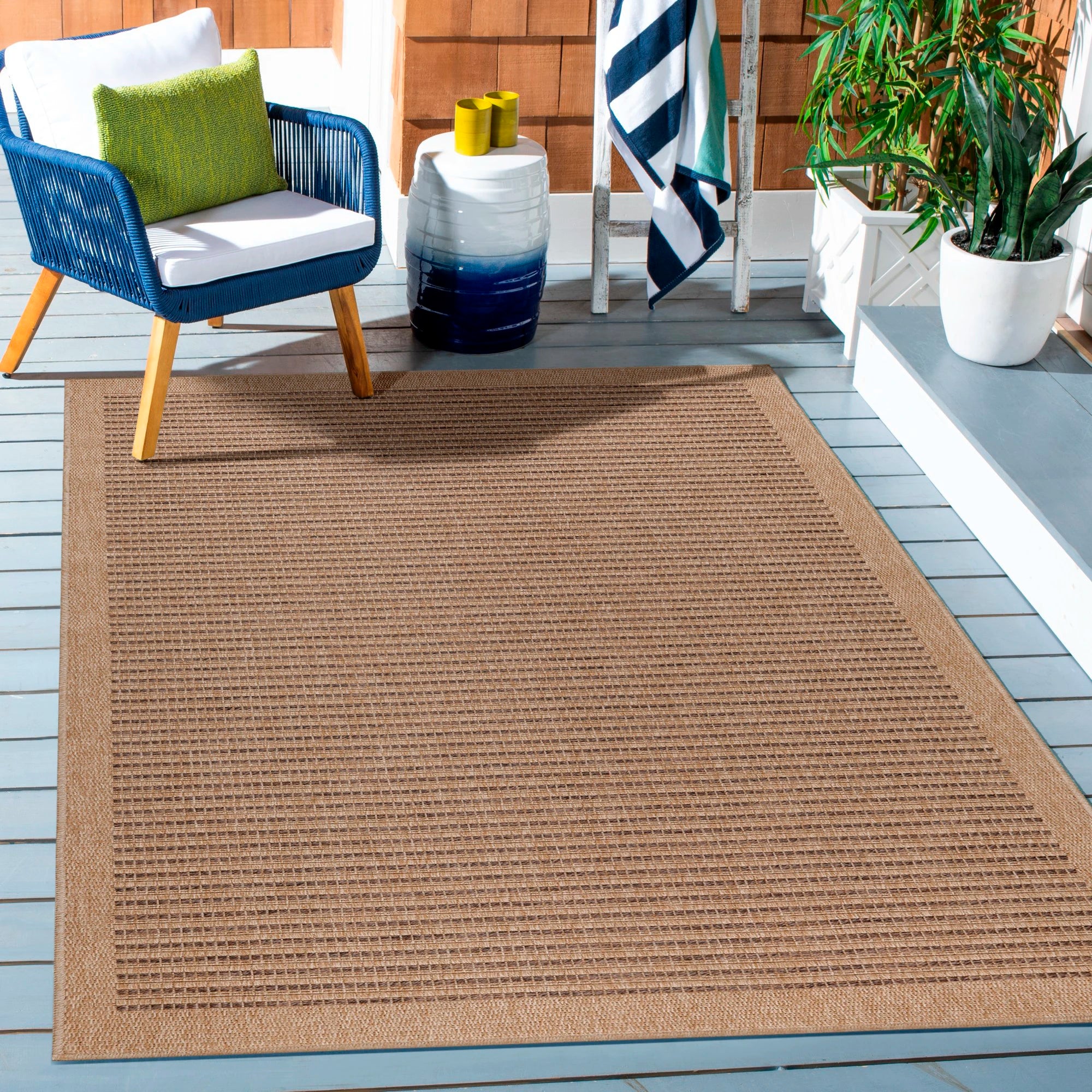 Eleganter, neutraler Vintage-Teppich